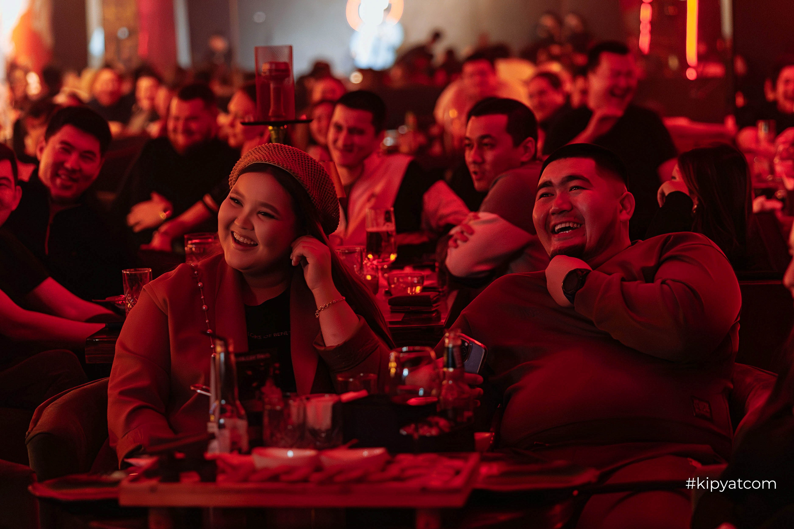 Сольный стендап концерт Александра Меркуль