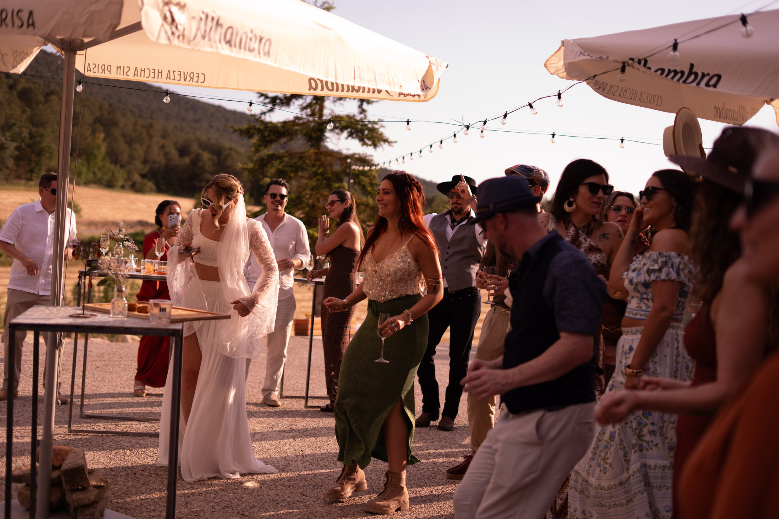 Stasy and Roberto. Wedding Photographer in Barcelona and Medellin