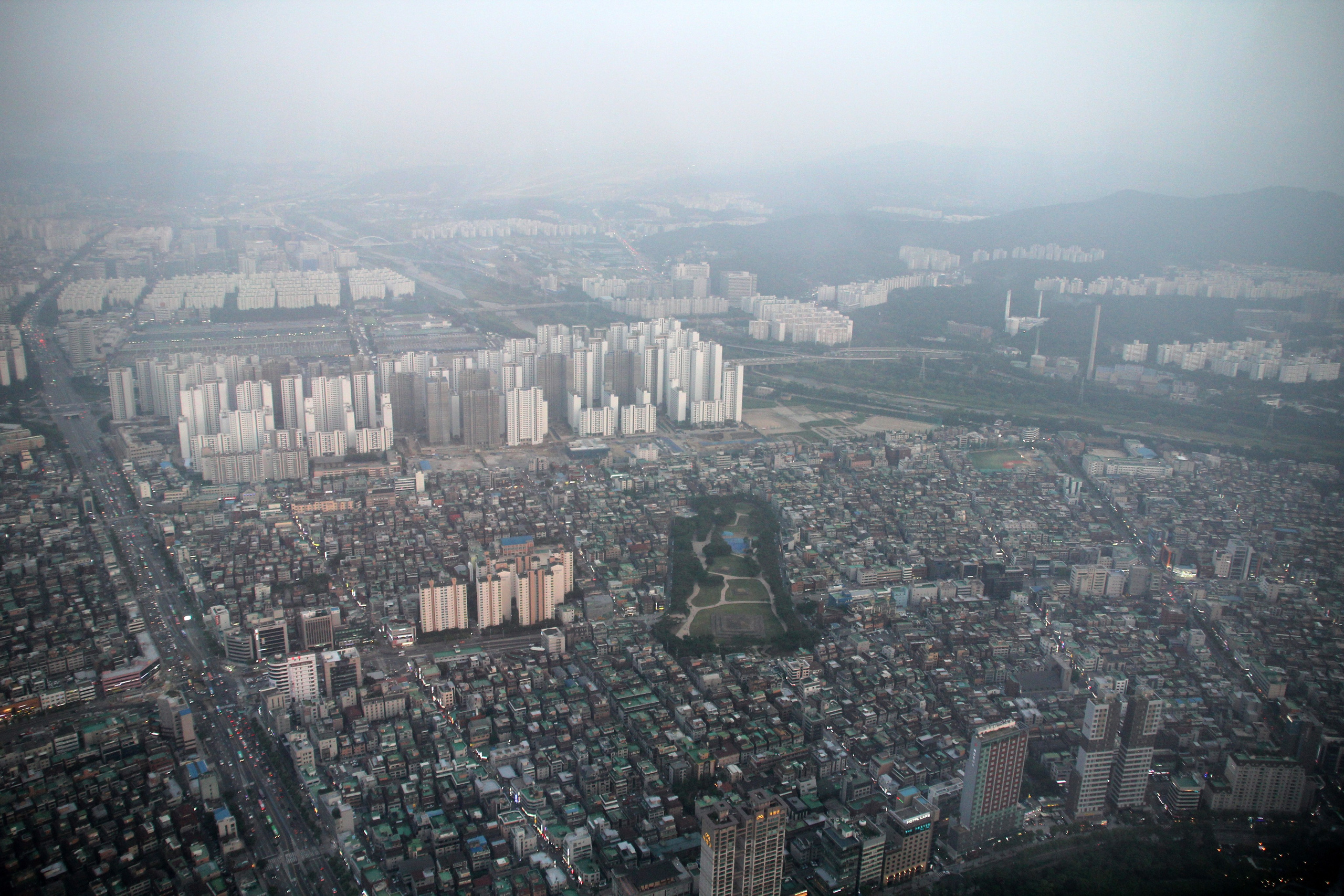 Южная Корея — Сеул. Фотограф Алексей Федорищев