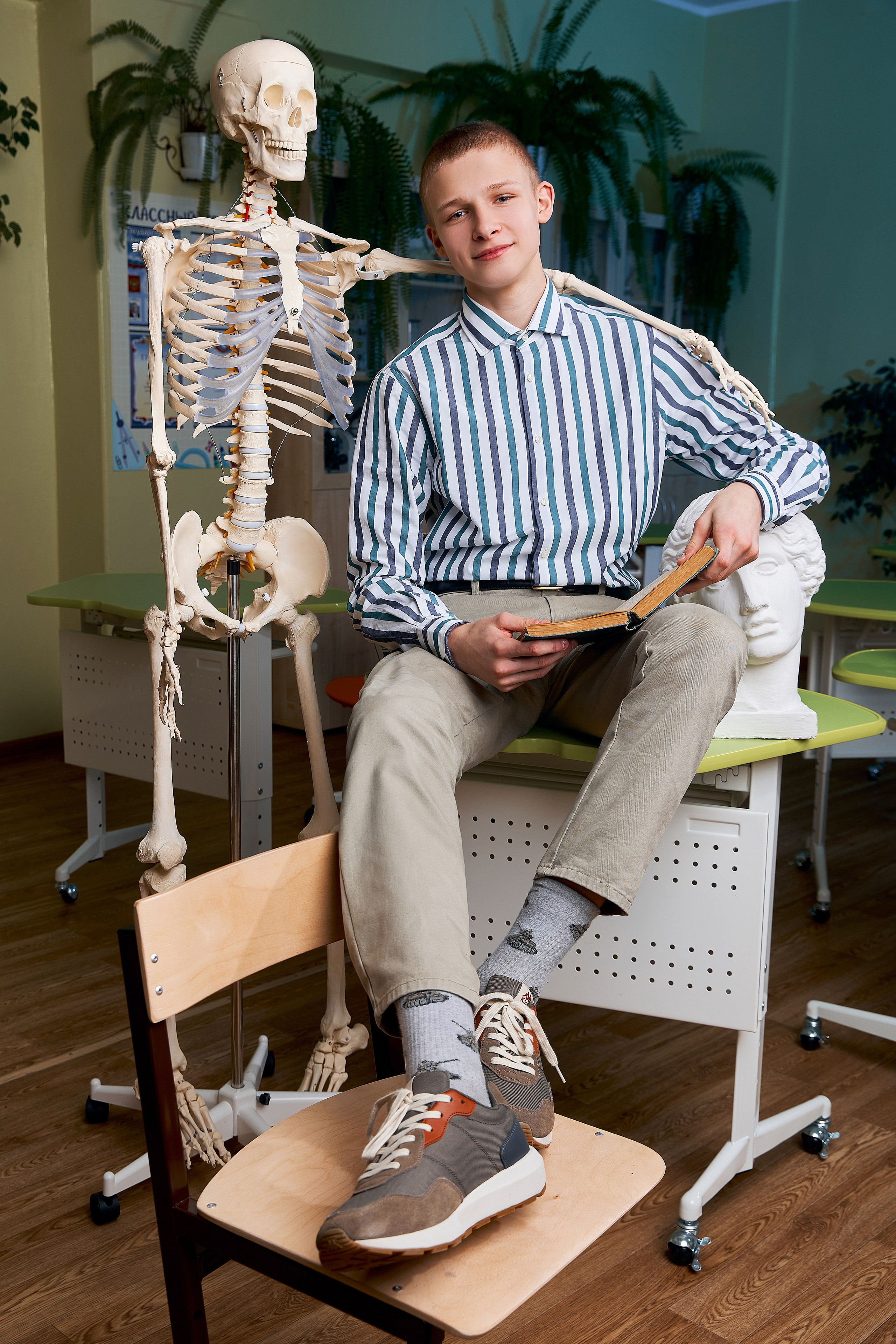 Старшие 9 — 11 классы. Выпускные альбомы в Рыбинске и Ярославле