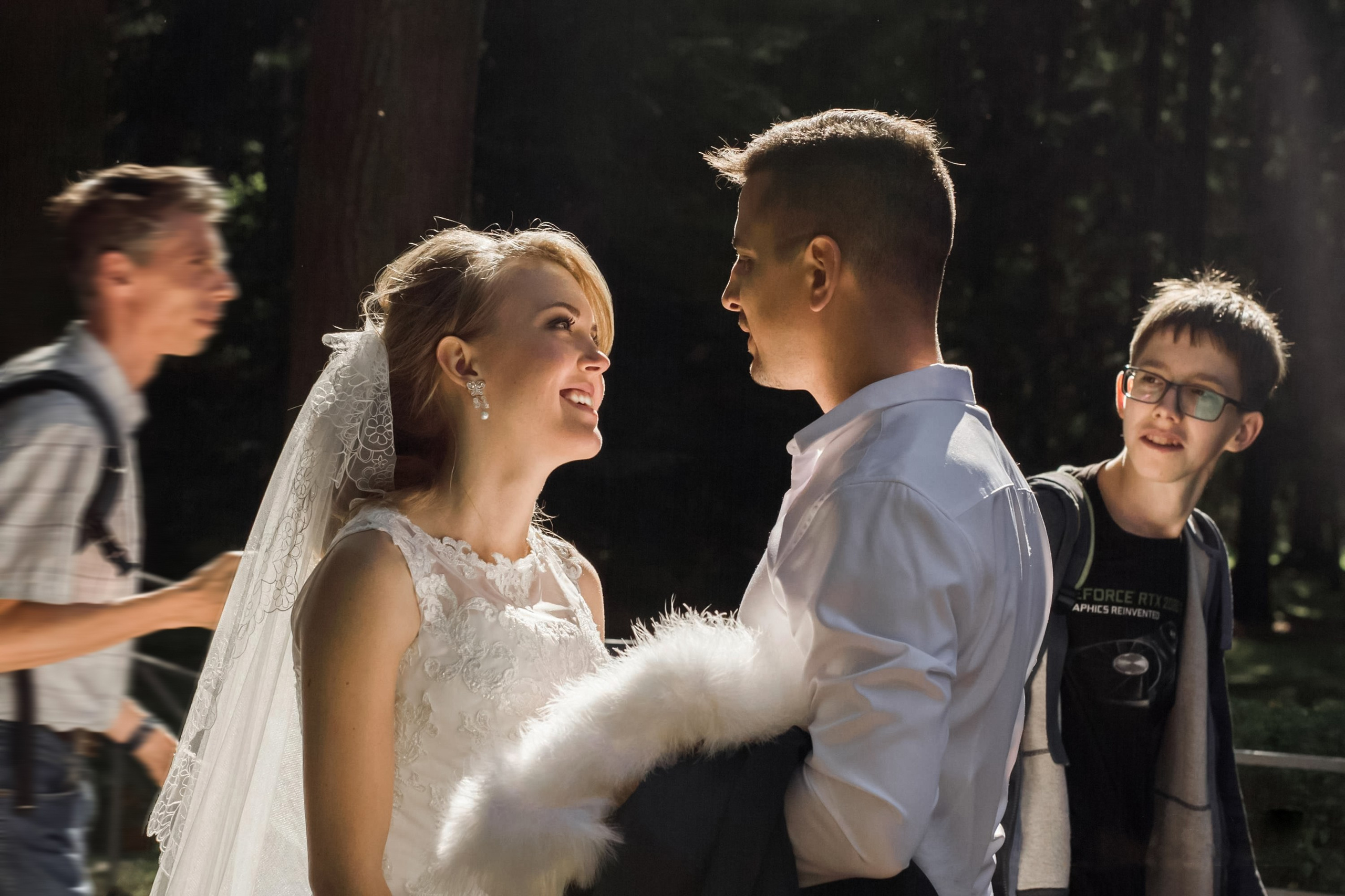 Регистрация в Петергофе, прогулка на метеоре. Елизавета и Роман. Свадебный, семейный и контент фотограф в Санкт- Петербурге Елена Грие