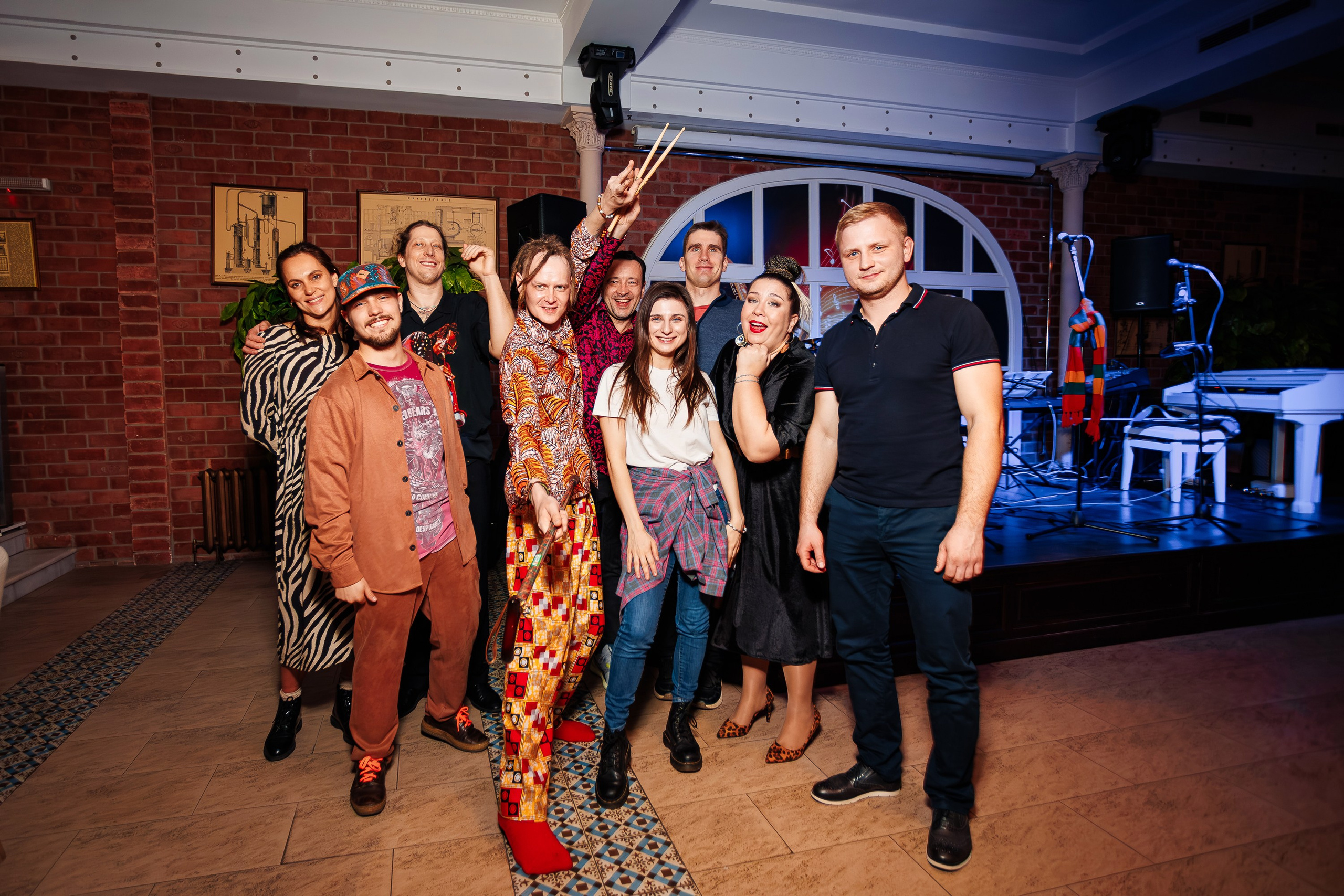 Джаз клуб «Скажите Jazz» Герман Мамаев, бэнд DC Quartet и специальный гость Анна Шакель_Фабрикантъ_Симферополь_26.01.2025. Аминов Руслан | Фотограф