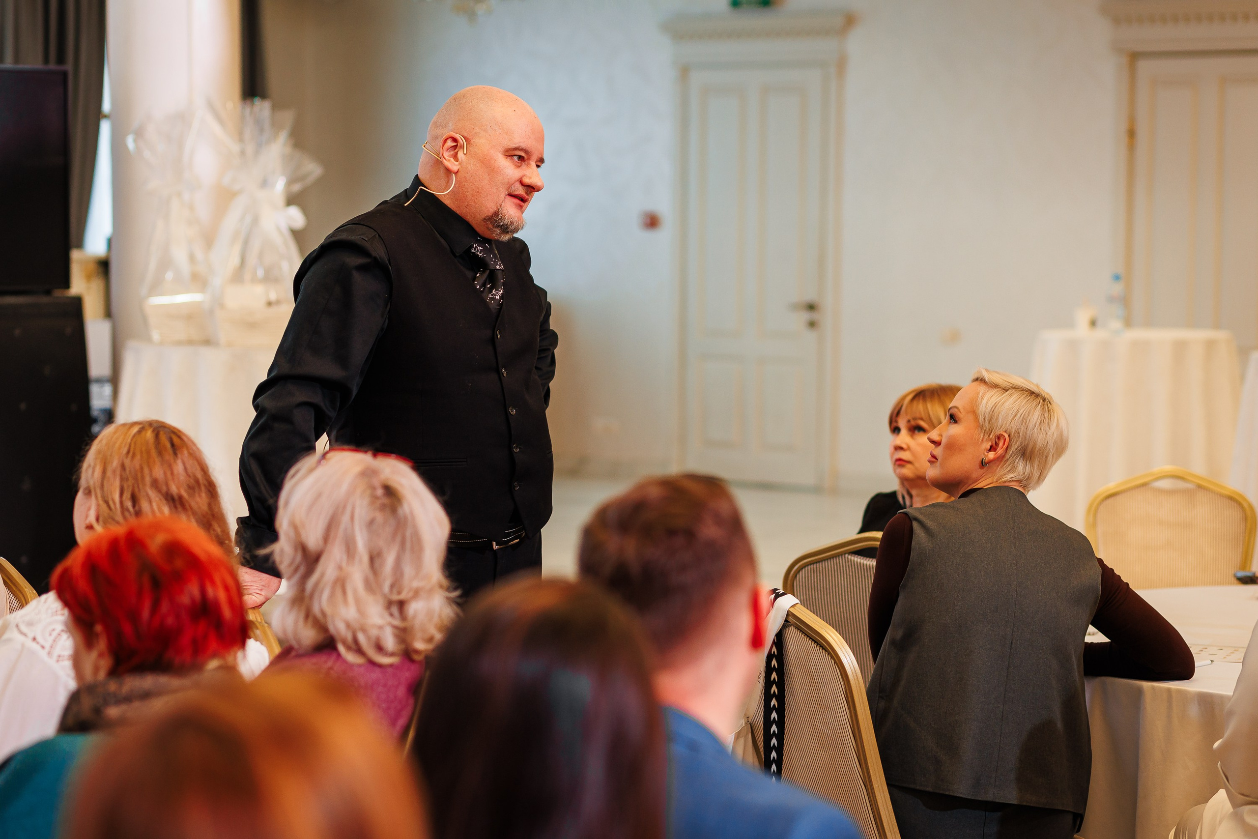 «Огарок» — или как бороться с эмоциональным выгоранием, тренинг-интенсив от профессора Сергеева М.Ю._Marhal_Сиферополь_13.02.2025. Аминов Руслан | Фотограф