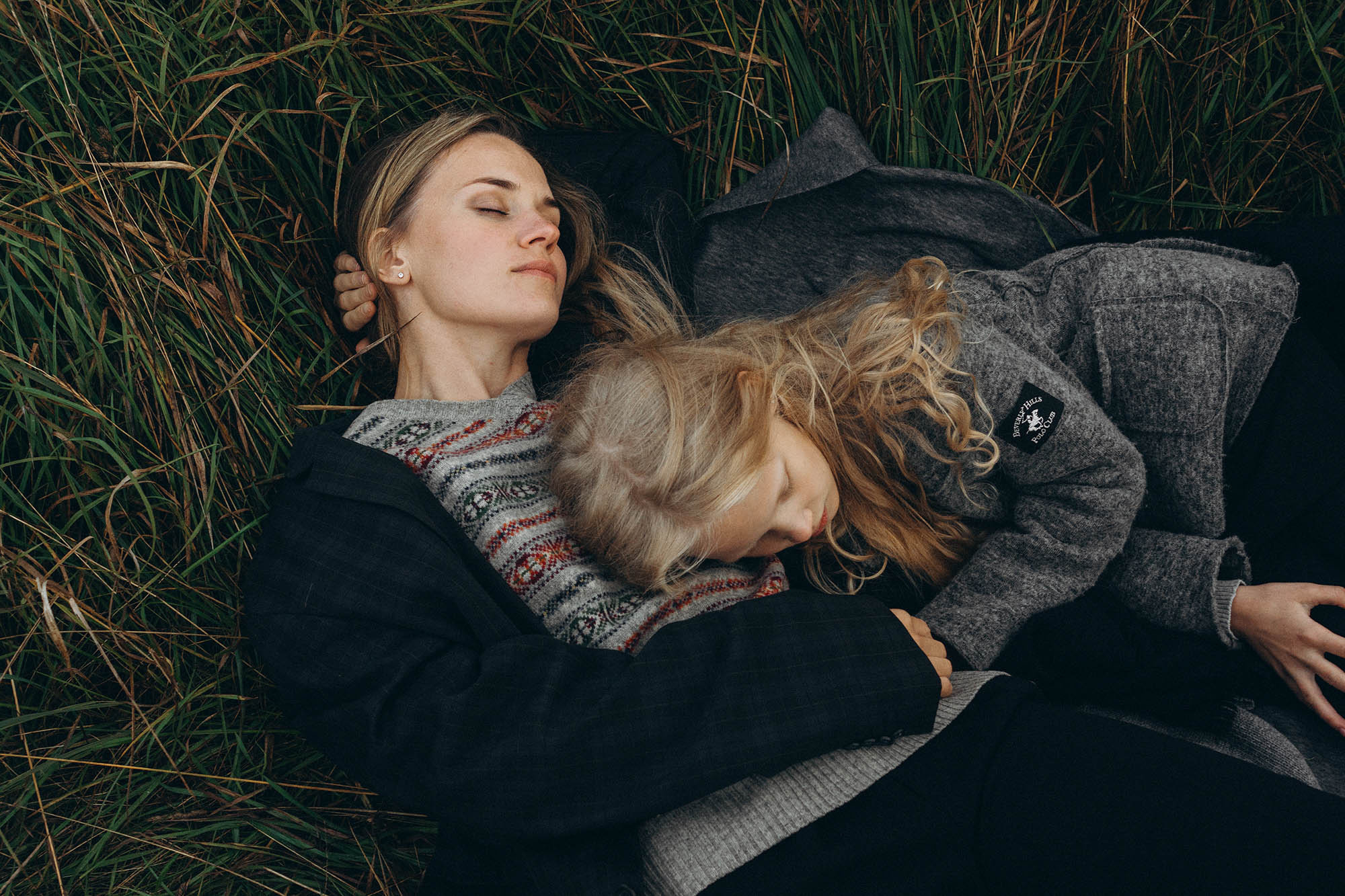 Фотосессия на природе Маша и Лиля. Семейный фотограф в Москве Анастасия Скоголева