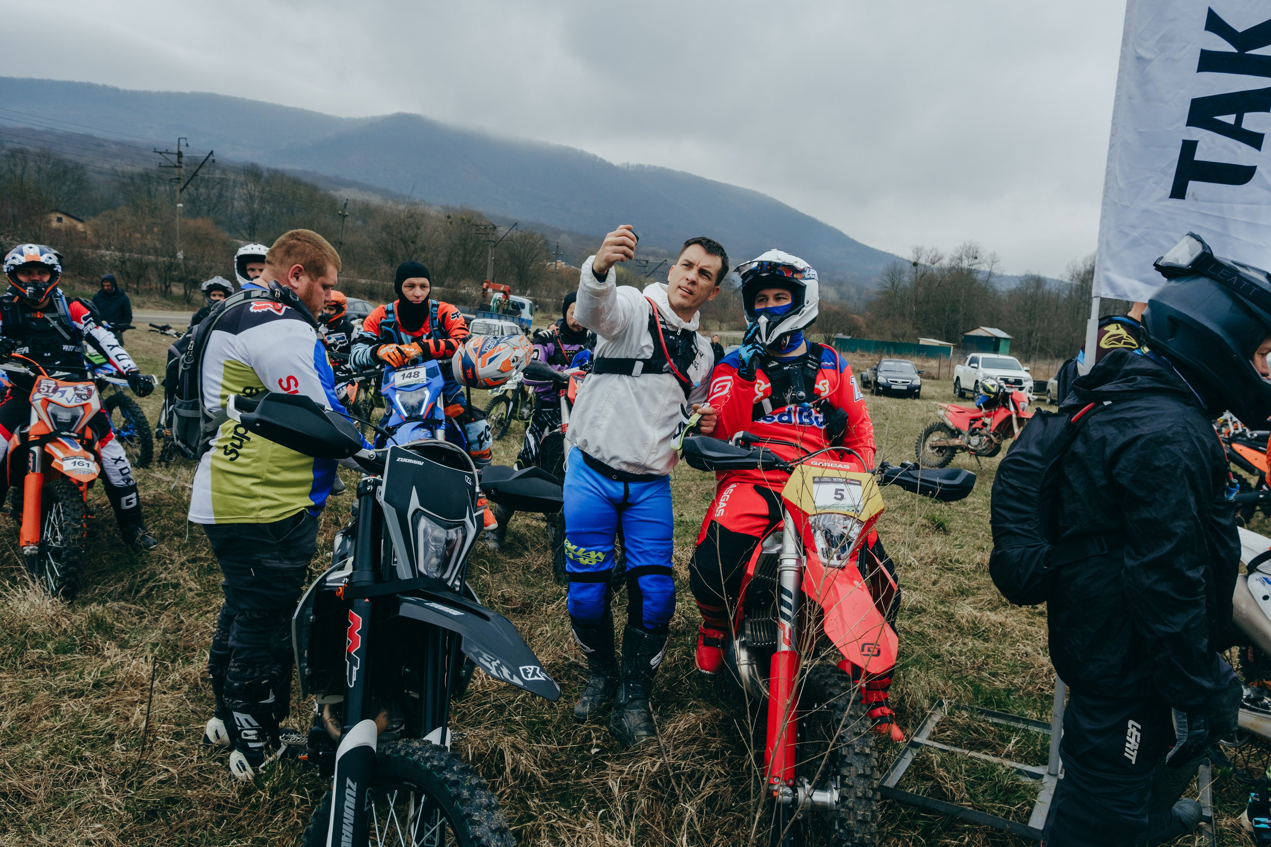 Эндуро Фест от Shamax Motors (Краснодар). Свадебный фотограф Денис Ожигин в Краснодаре и крае. Эмоциональная и стильная съемка вашего дня