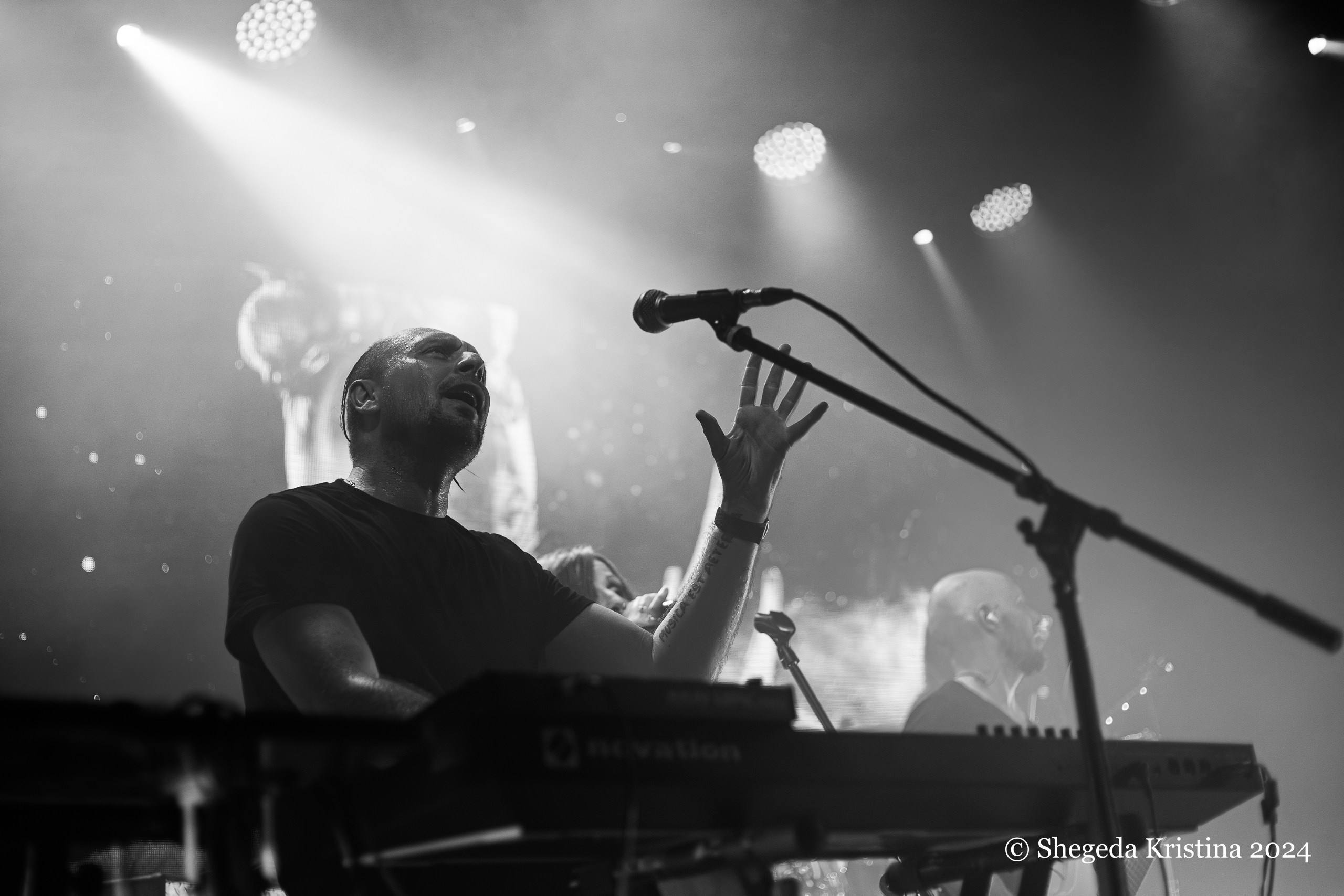 ЛИНДА — концерт в клубе Космонавт, СПб, 11.10.2024 г