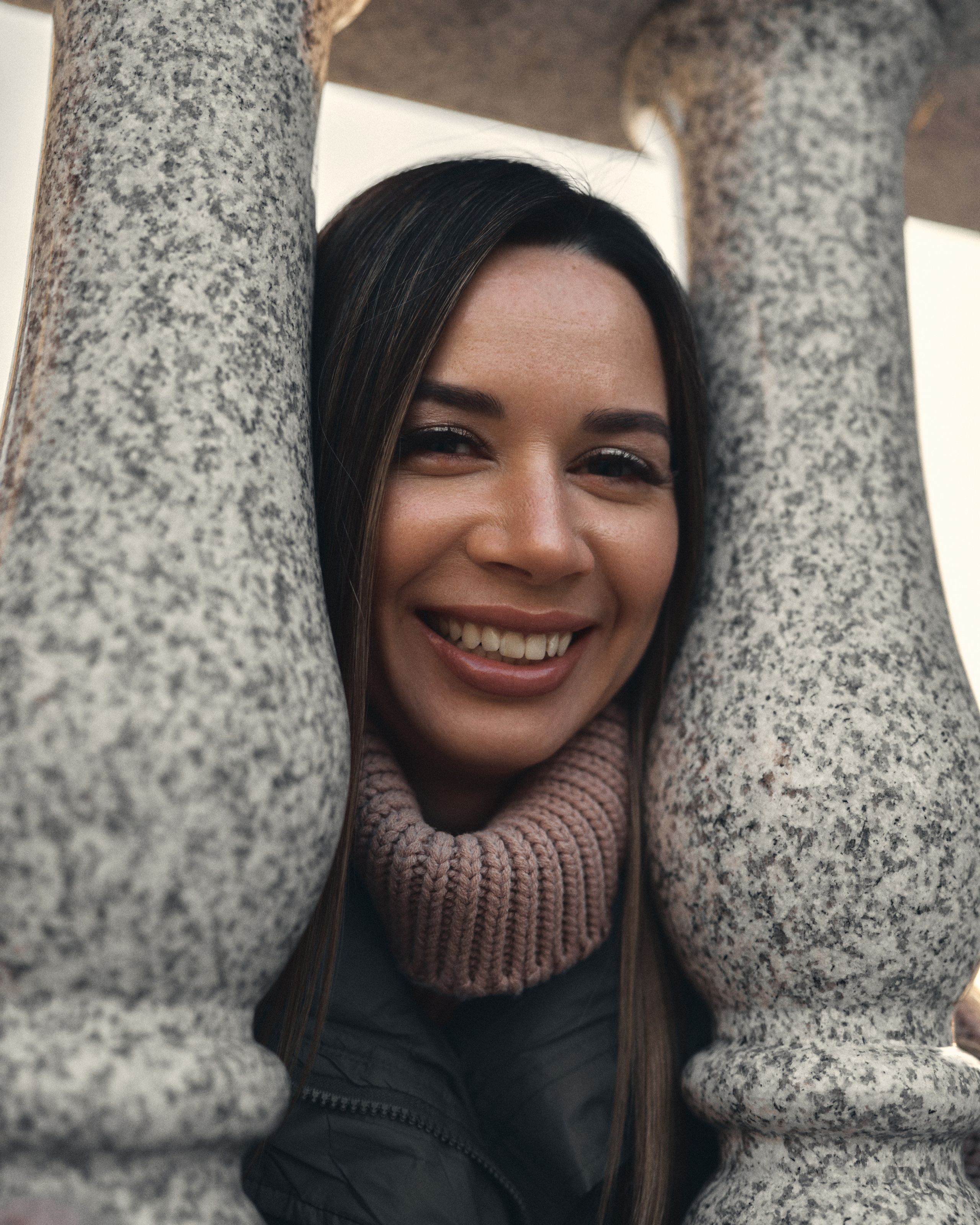 Женский портрет в городе — стиль и динамика уличной съёмки. Фотограф в Хабаровске Дмитрий Лемешков