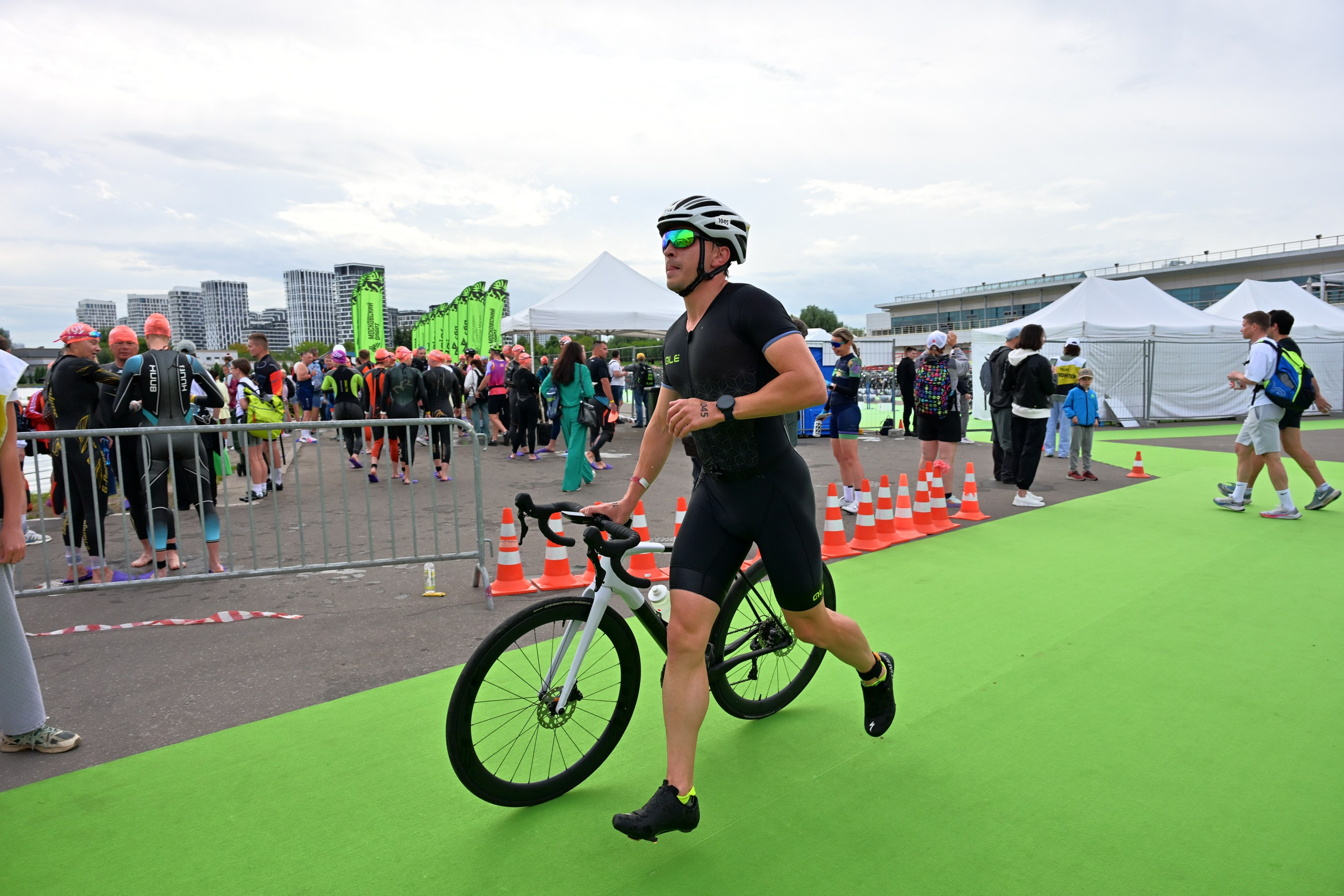 ЛИГА ТРИАТЛОНА & IRONSTAR OLYMPIC 2025. Фотограф Киселев Егор