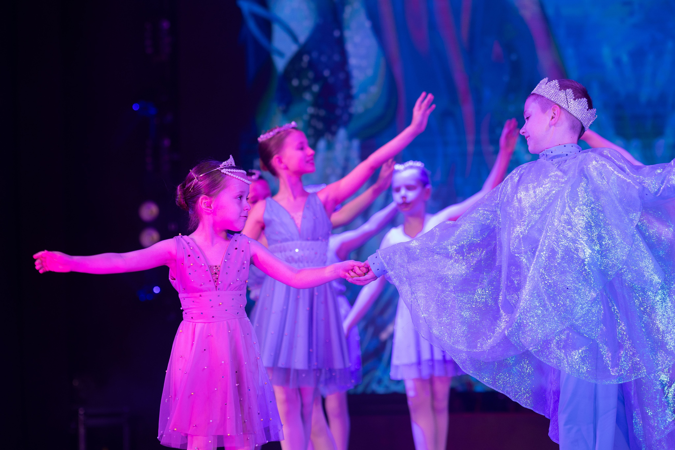 Дк Воровского отчетный концерт. Семейный и детский фотограф Анна Петракова