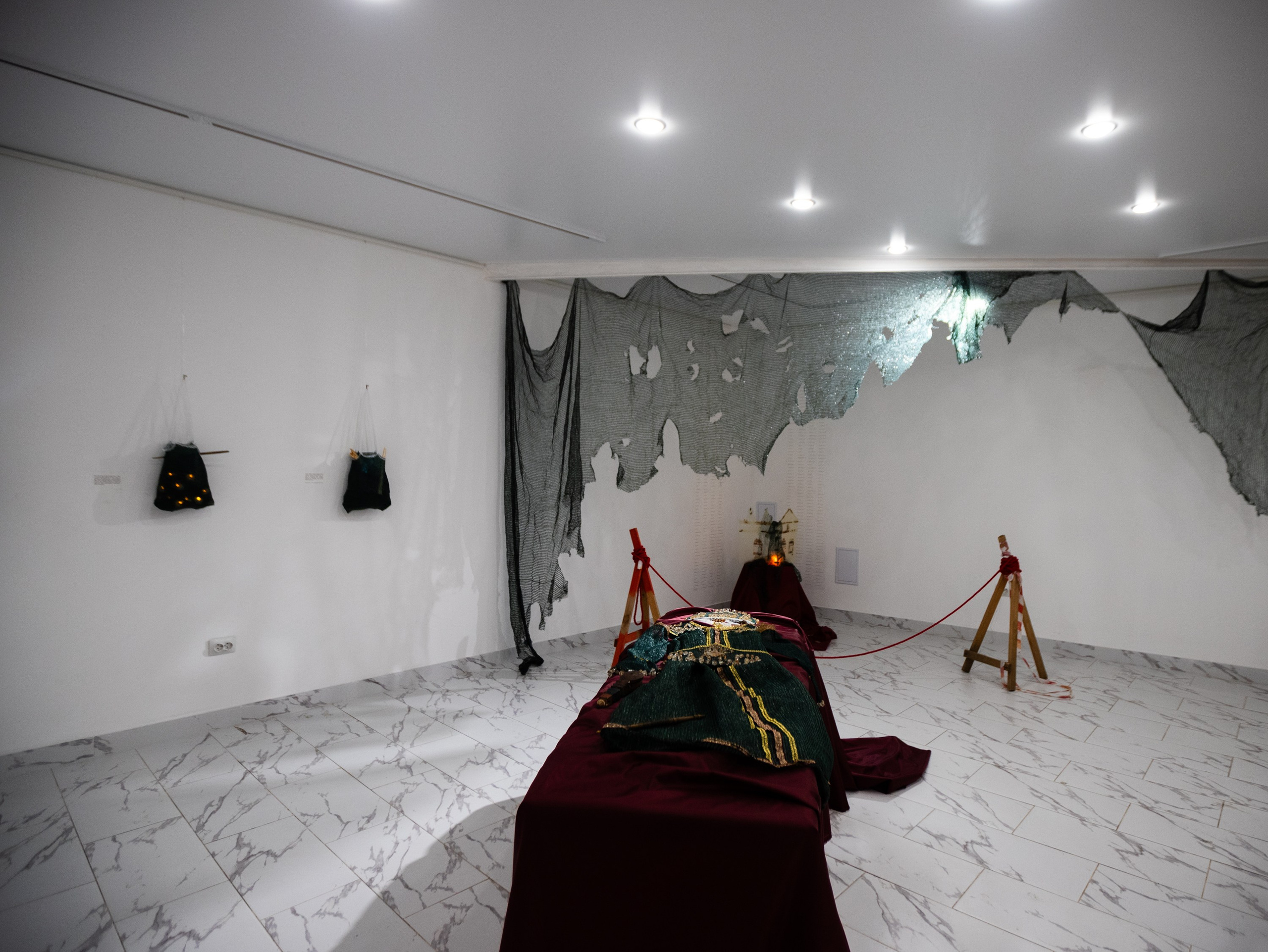 Выставка Ирины Иониной 2024. Фотограф Мария Немм