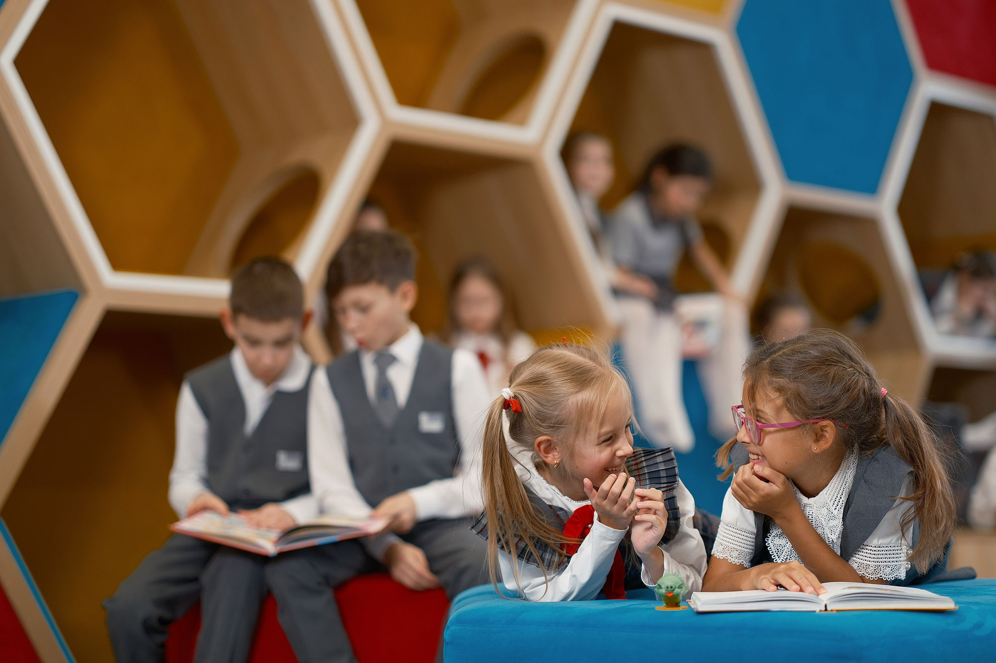 Кембриджская Международная Школа Бала-Сити, Казань. Oleg Samoilov is a documentary photographer for brands that value an honest story