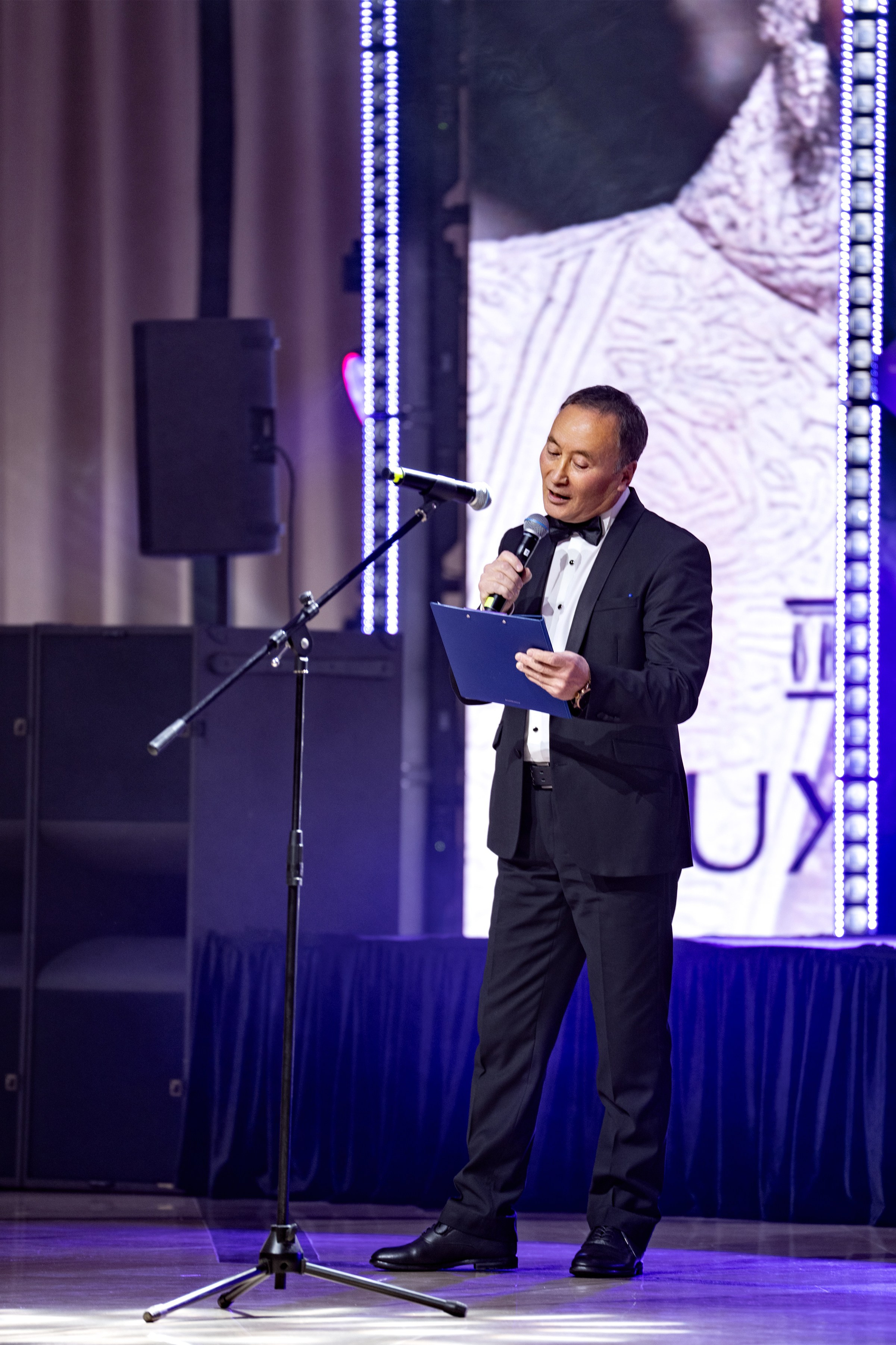 Backstage. Сайт Алматинского НЮ АРТ, будуар и фэшн фотографа Дениса Карпенко