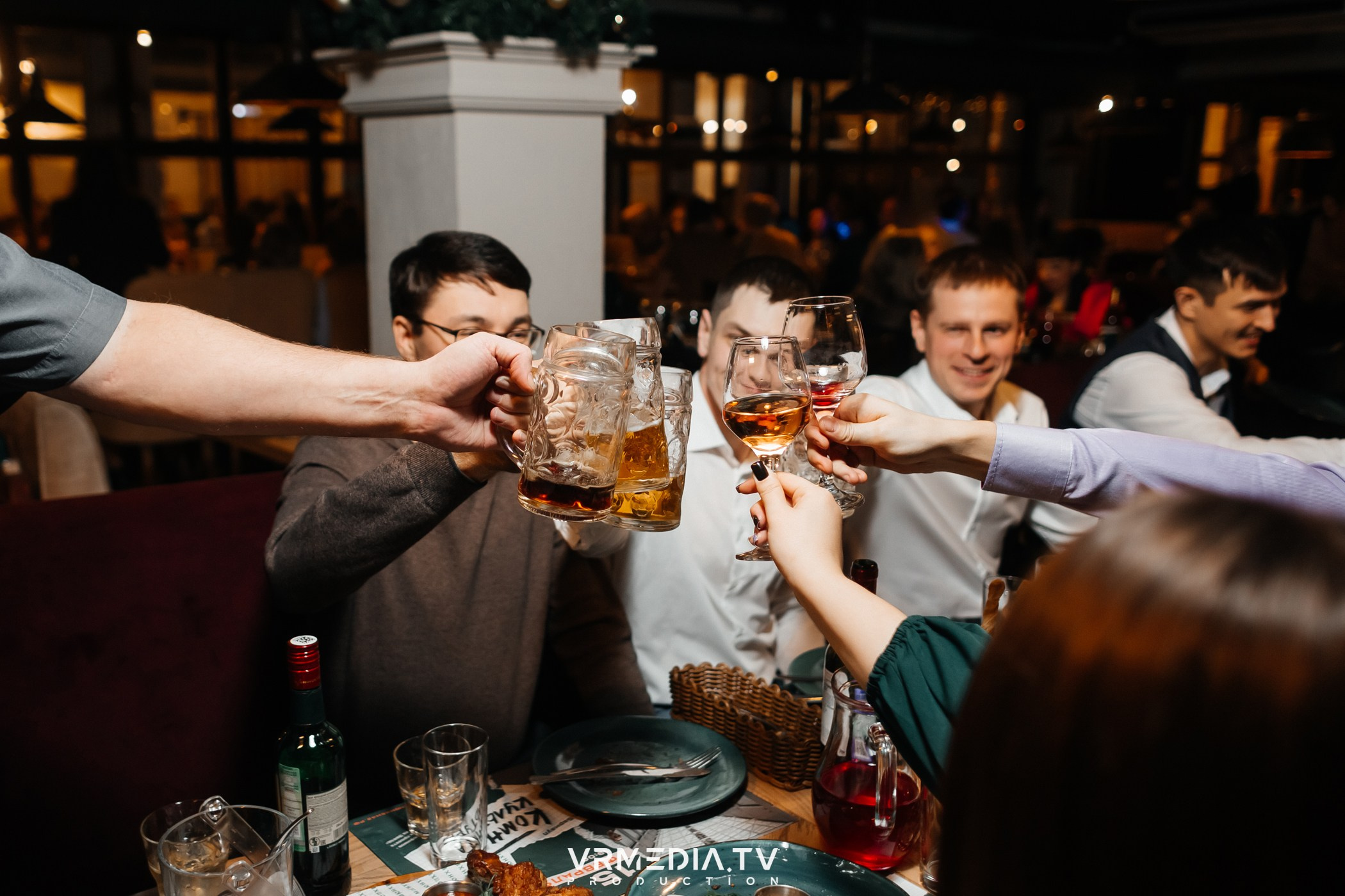 Новогодний вечер в ресторане «Мюнхен»