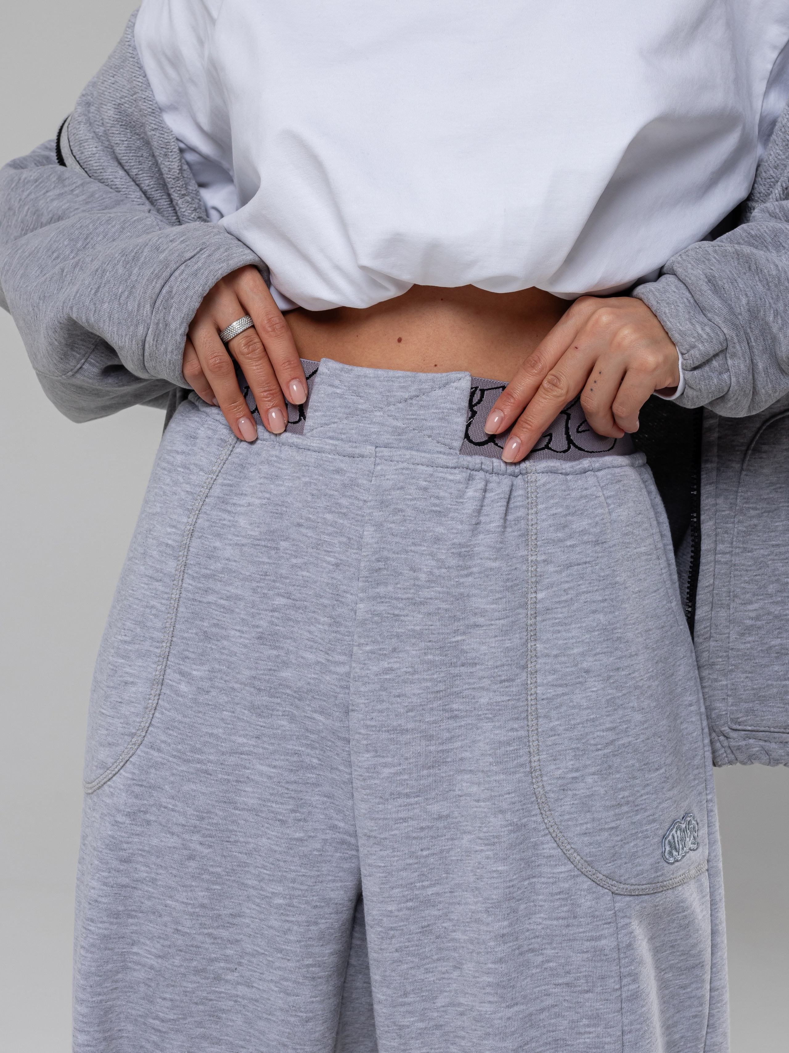 Худи и штаны. Фотограф в Краснодаре Арина Кудряшова