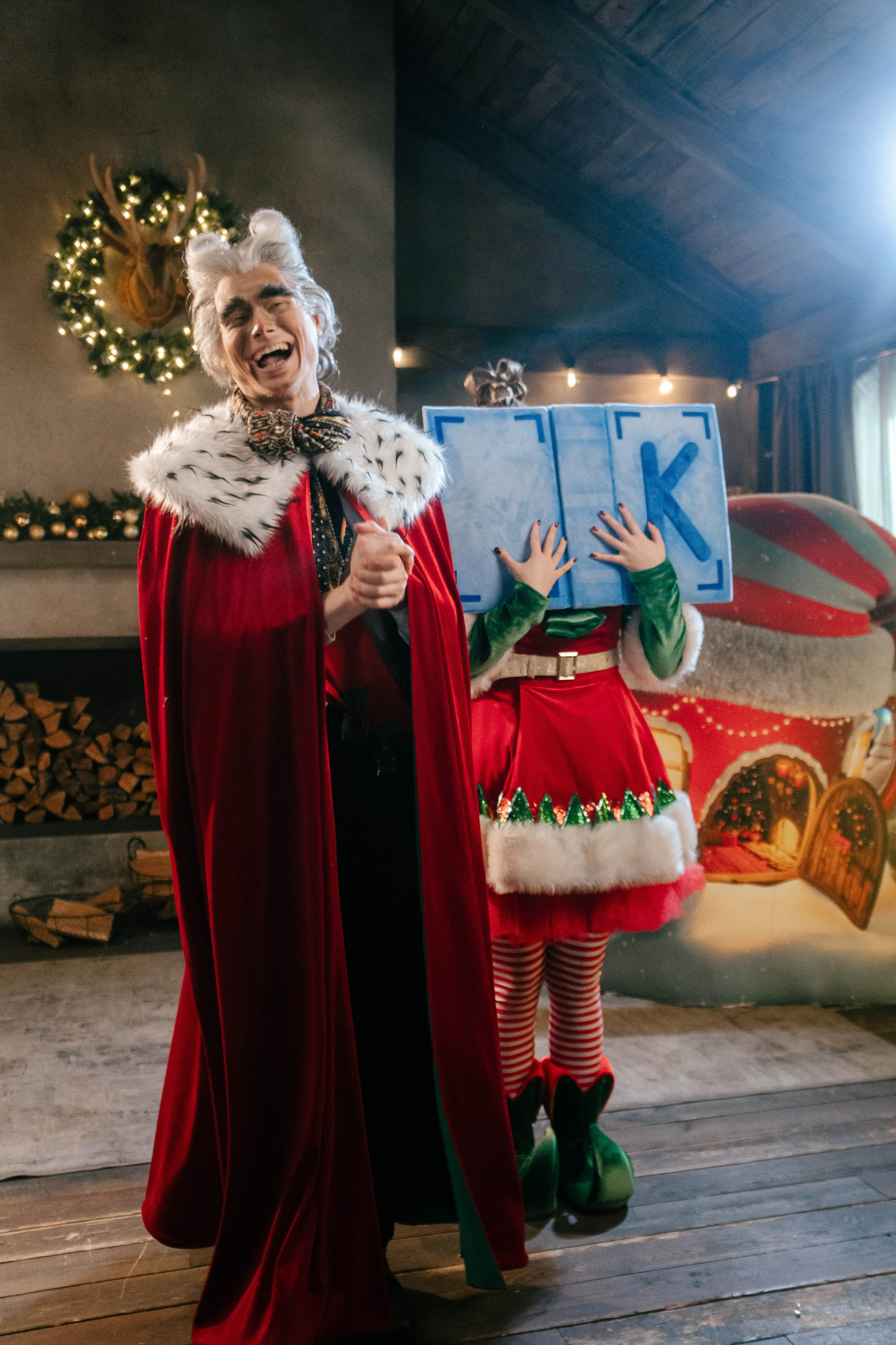 Гринч Circus Zone. Фотограф / видеограф в Москве и Сочи Sofia Riversong