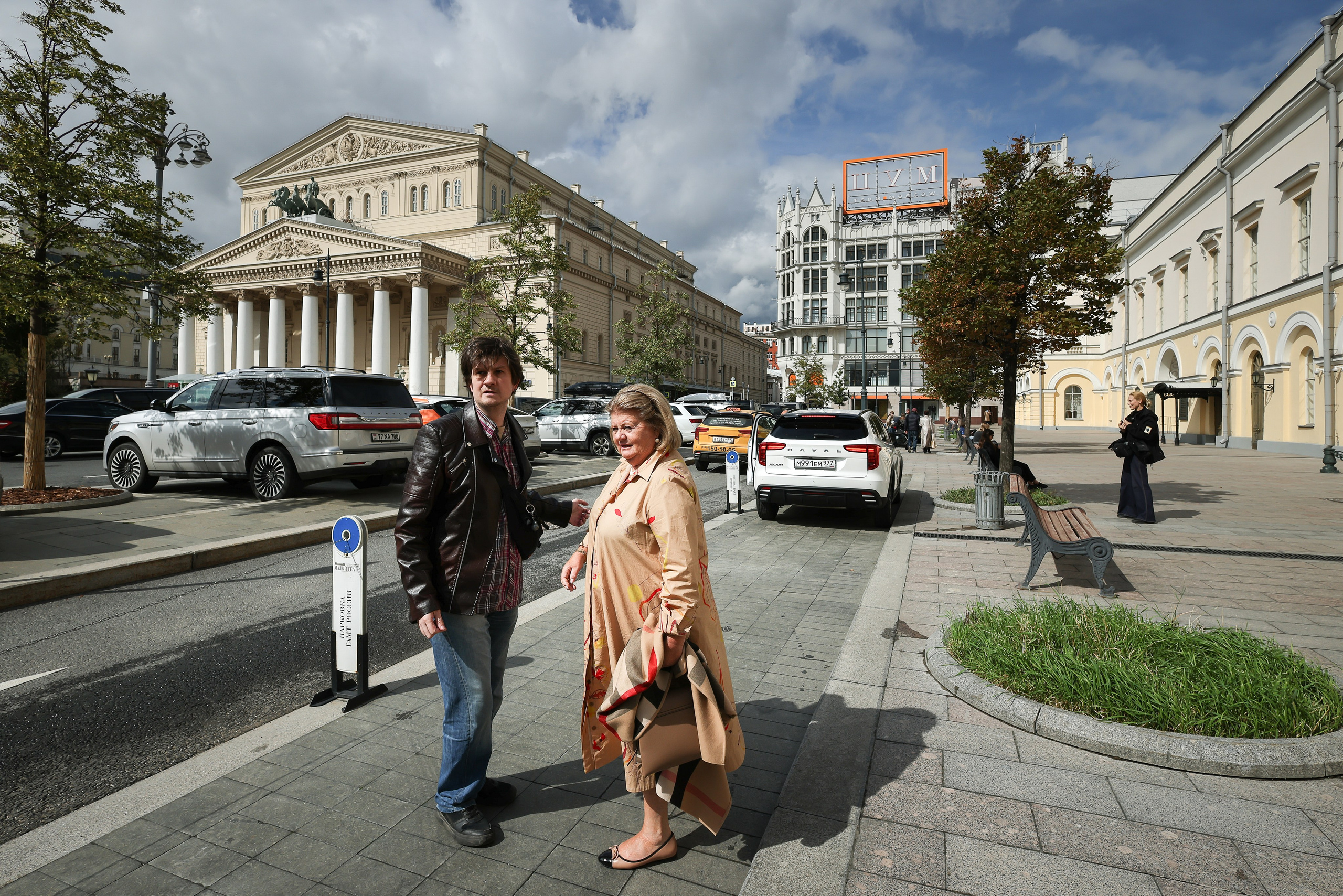 Сбор труппы Малого театра 2025. Reportage, architectural, fine art photographer Lena Melnikova in Moscow