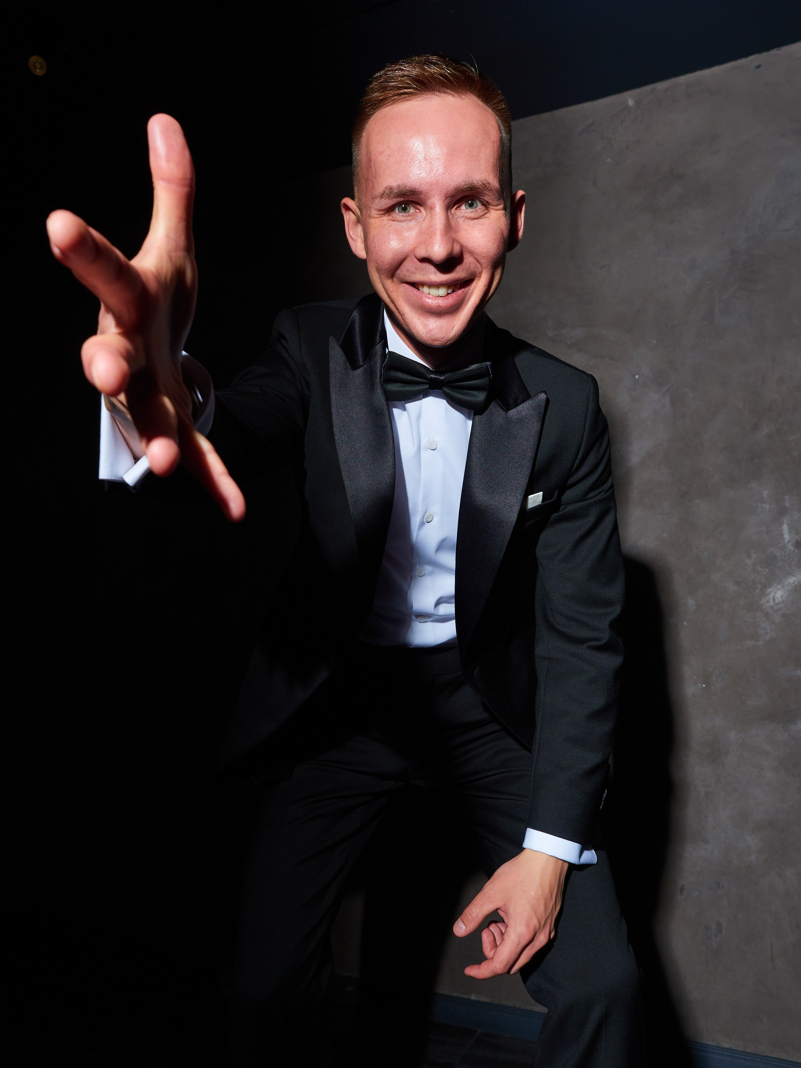 Игорь (ведущий). Главная