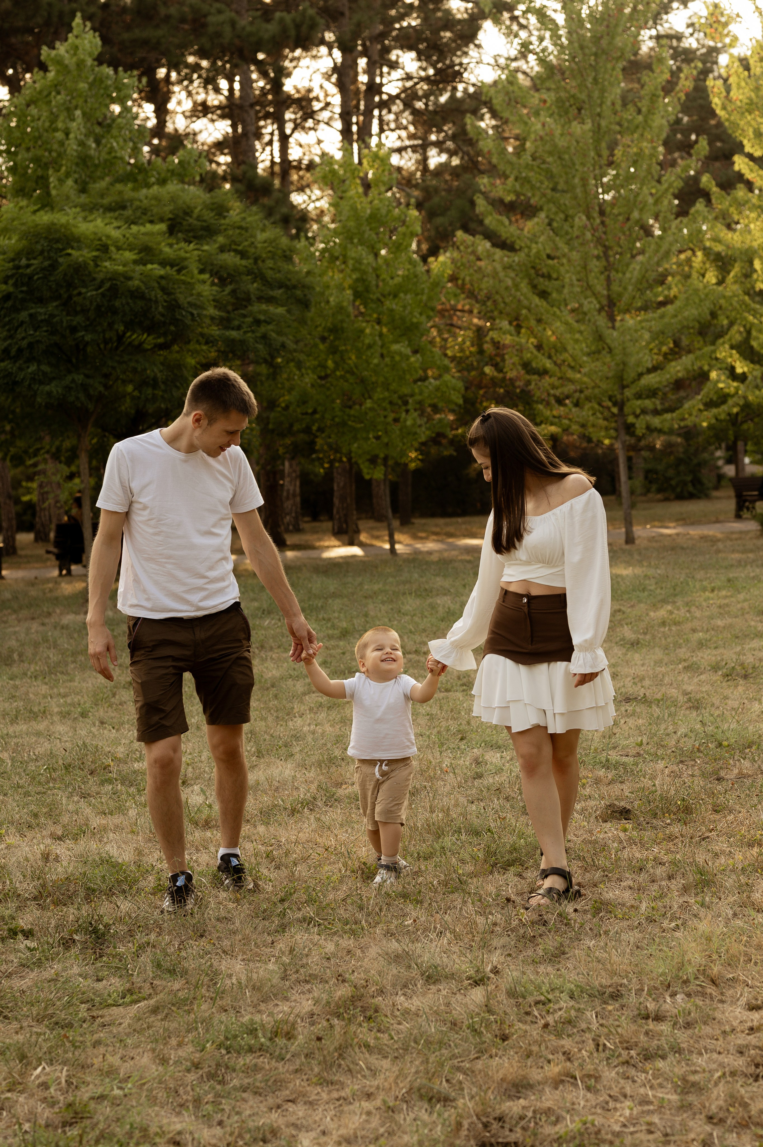 Летняя семейная фотосессия в парке. Свадебный и семейный фотограф в Краснодаре Алина Мельник