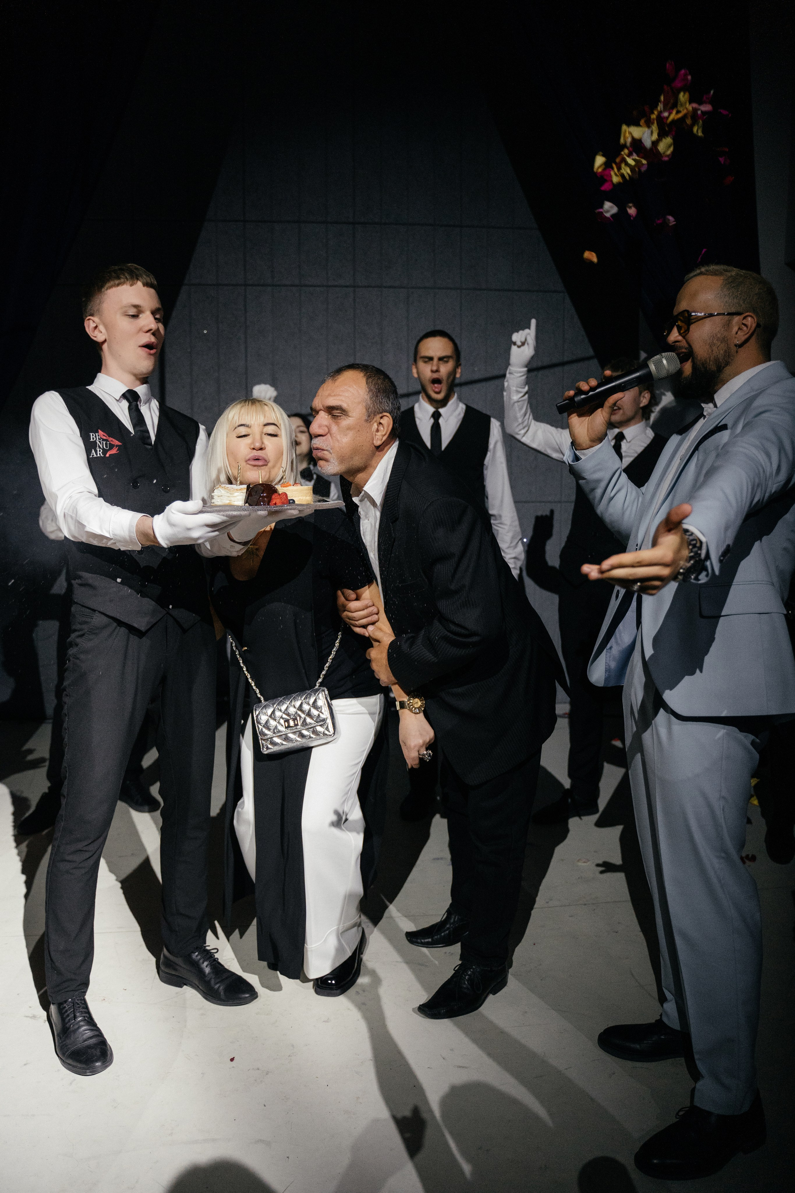 18 мая (суббота). BENUAR Restaurant