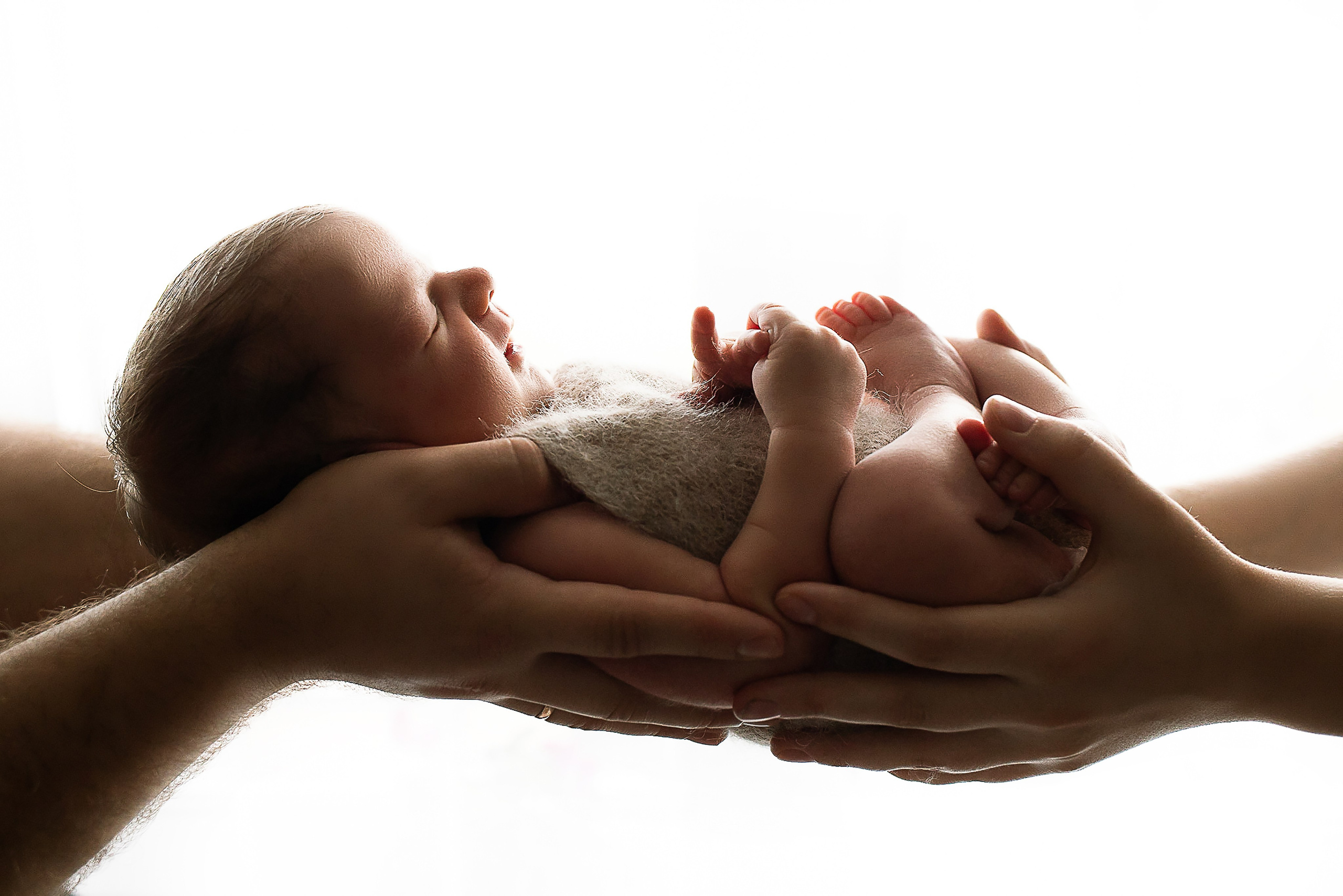 Фотосессия новорожденного. Фотограф новорожденных в Новосибирске