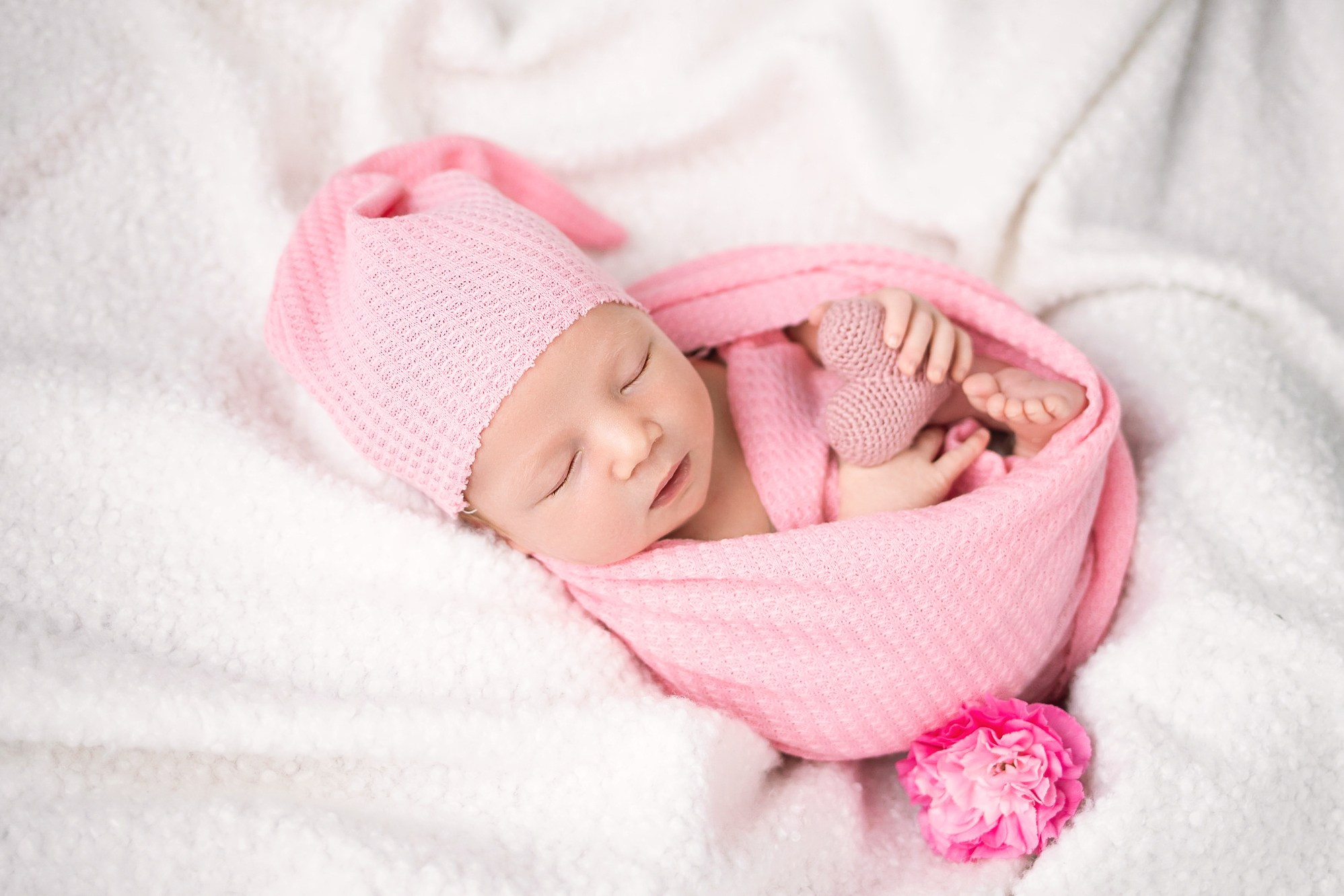 Фотосессия новорожденного. Фотограф новорожденных в Новосибирске