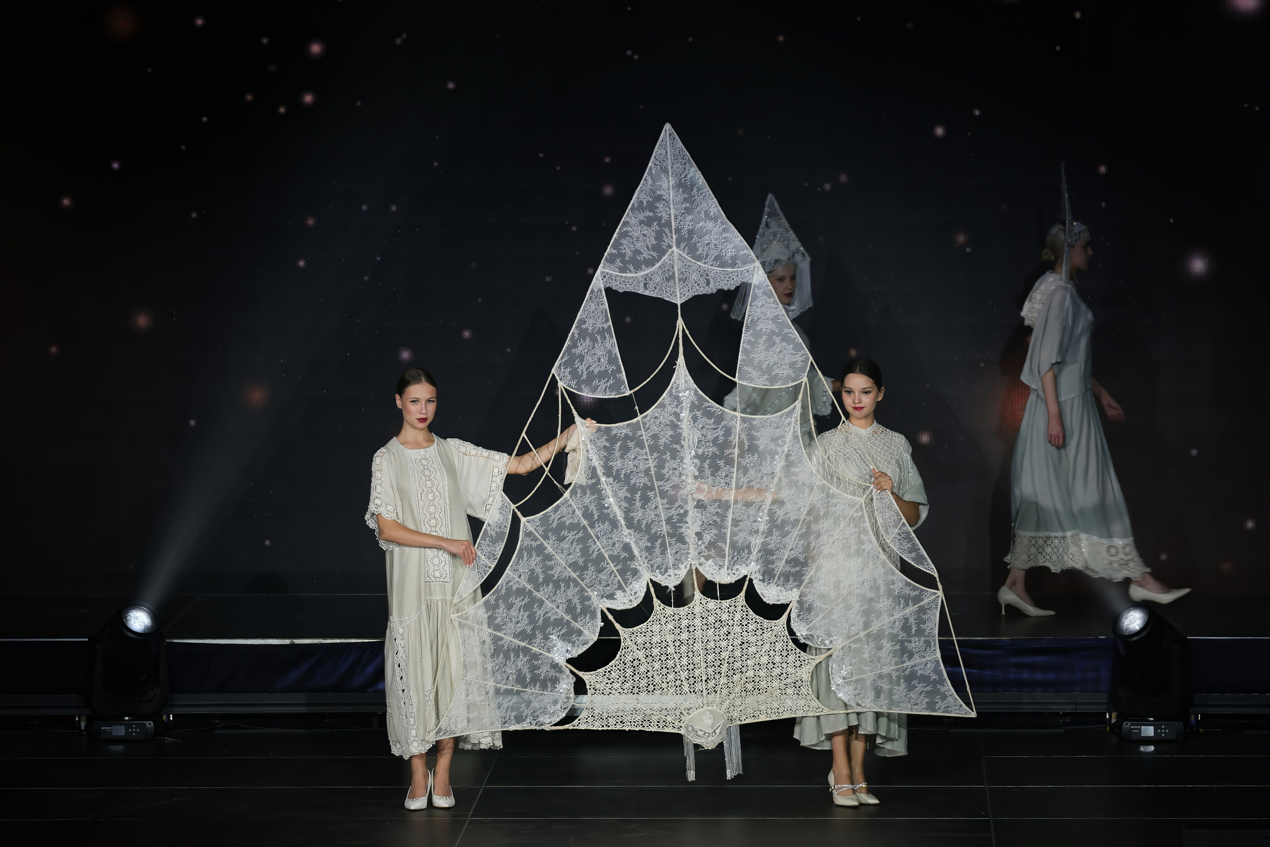 Подиумный спектакль «Стиль Надежды». Добро пожаловать в студию «Цифровой скульптор»  где искусство встречается с технологиями!