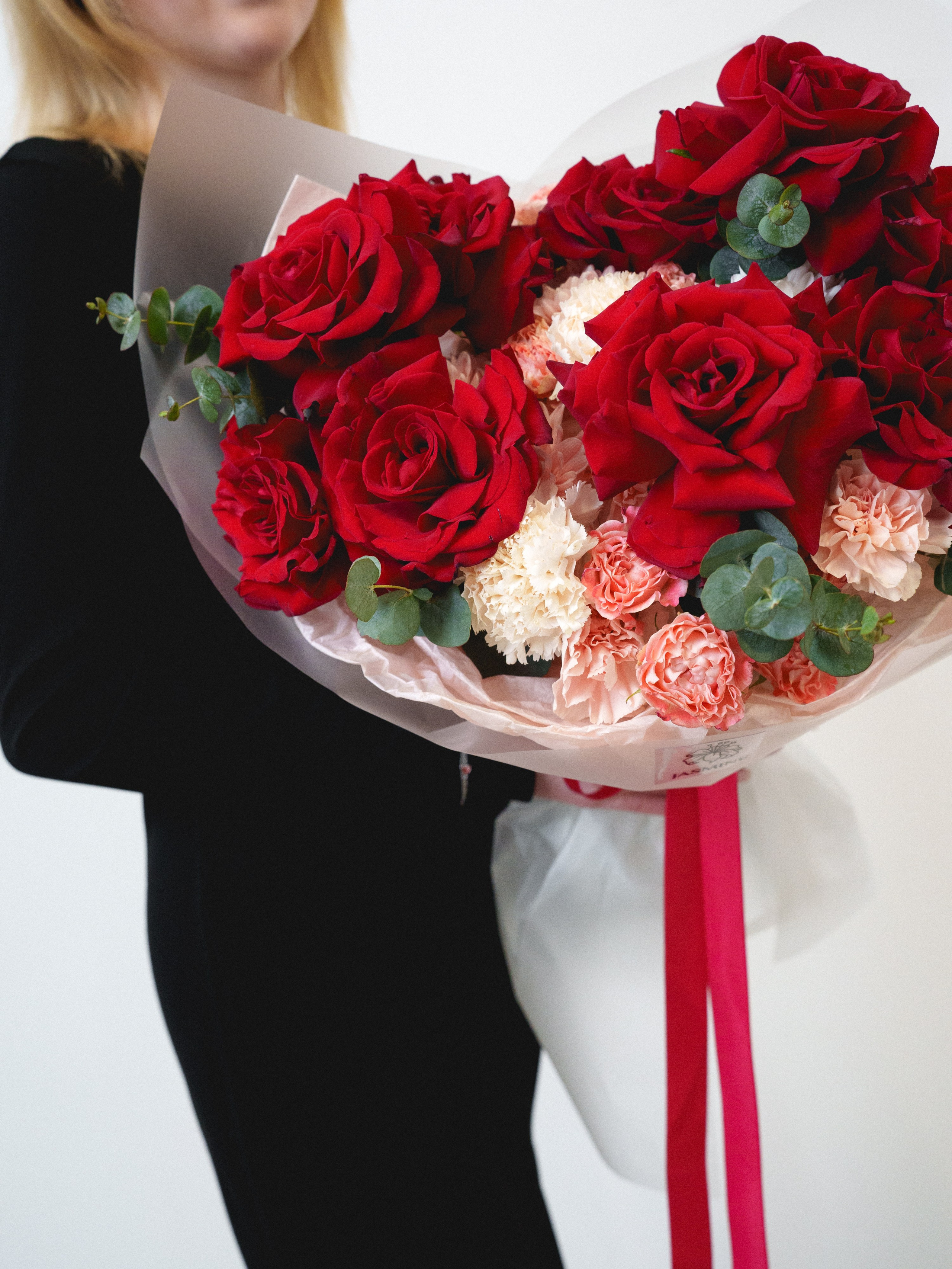 Цветы (контент к 14 февраля). Иван Упоров — фотограф, рилсмейкер чебоксары