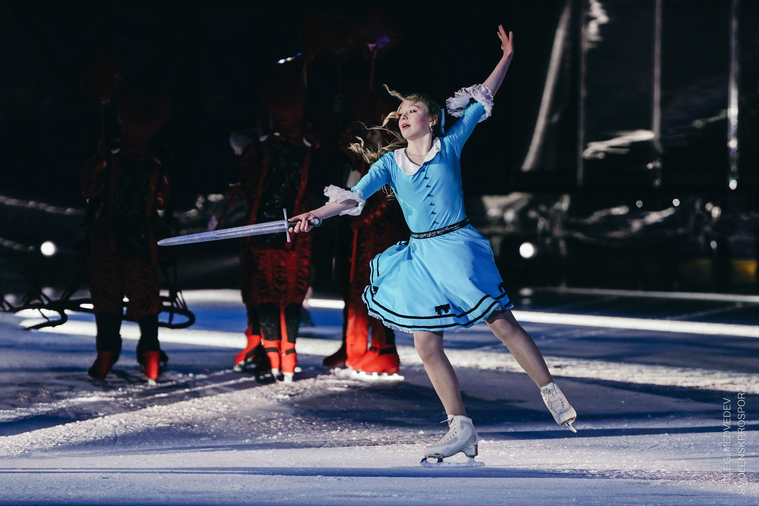 Алиса в стране чудес шоу на льду. Спортивный фотограф Олег Медведев | prosport67 | Смоленск