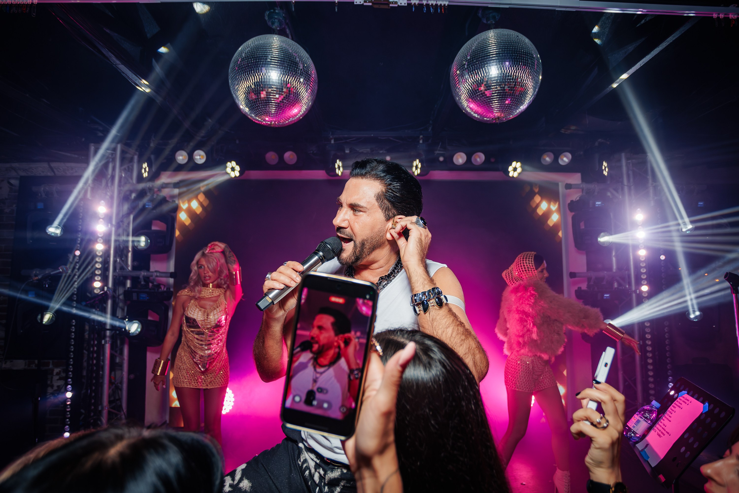 «АВРААМ РУССО"_Чайка на пляже_Ялта_21.06.2025. Аминов Руслан | Фотограф