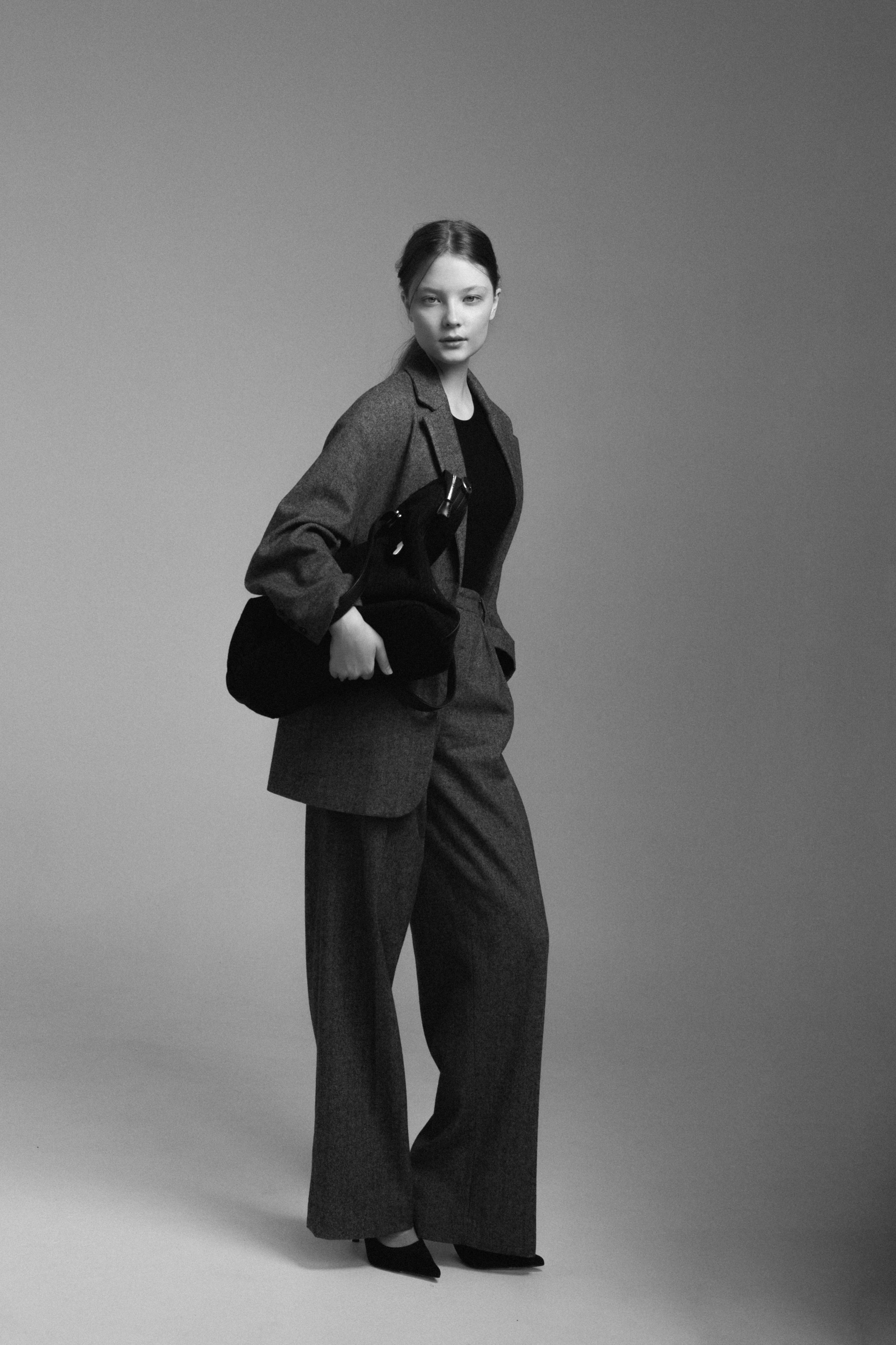 Dari. Modeling agency TM MODELS