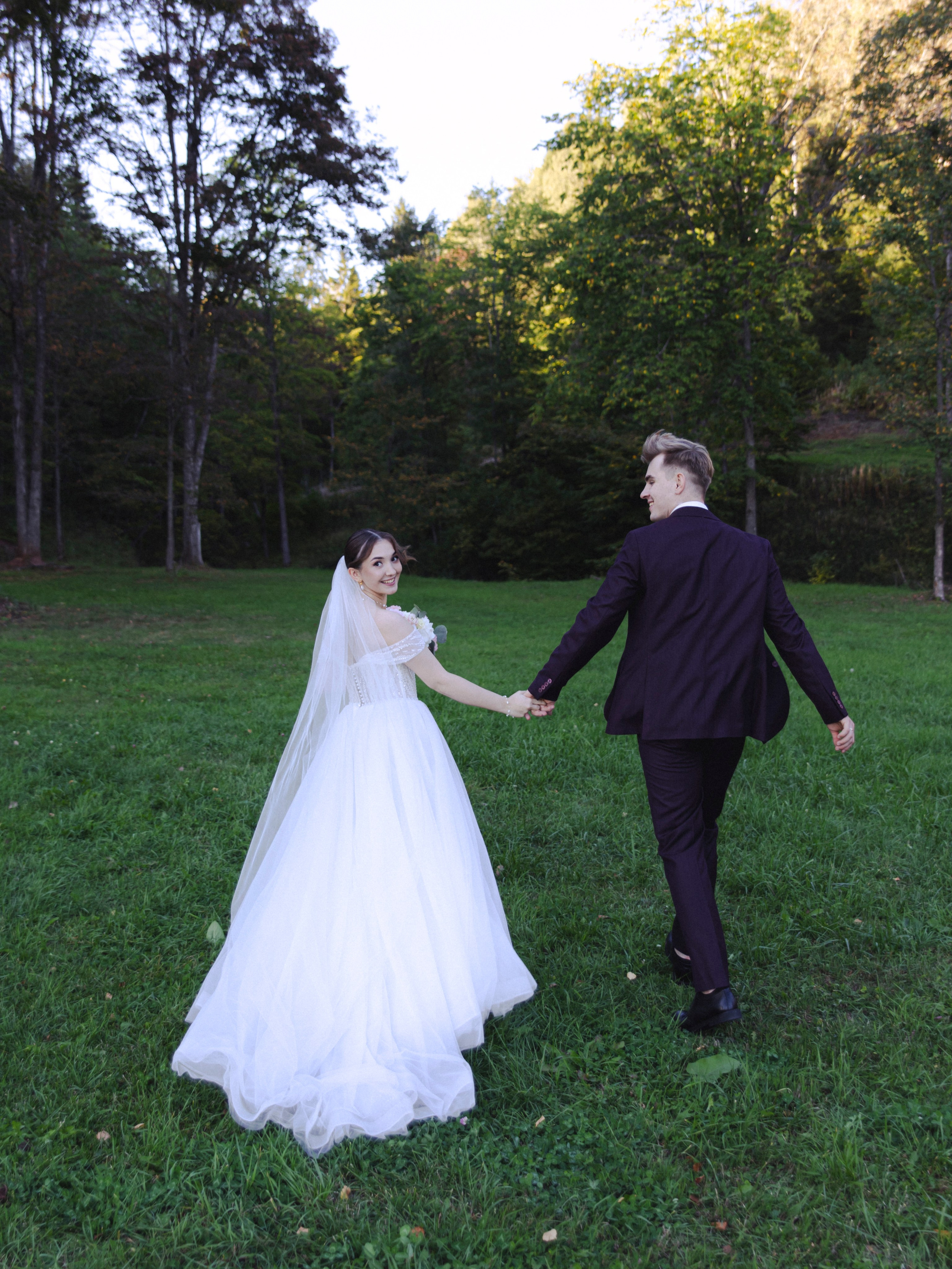 Выездная регистрация в Любогорье. Фотограф СПБ Засорина Юлия