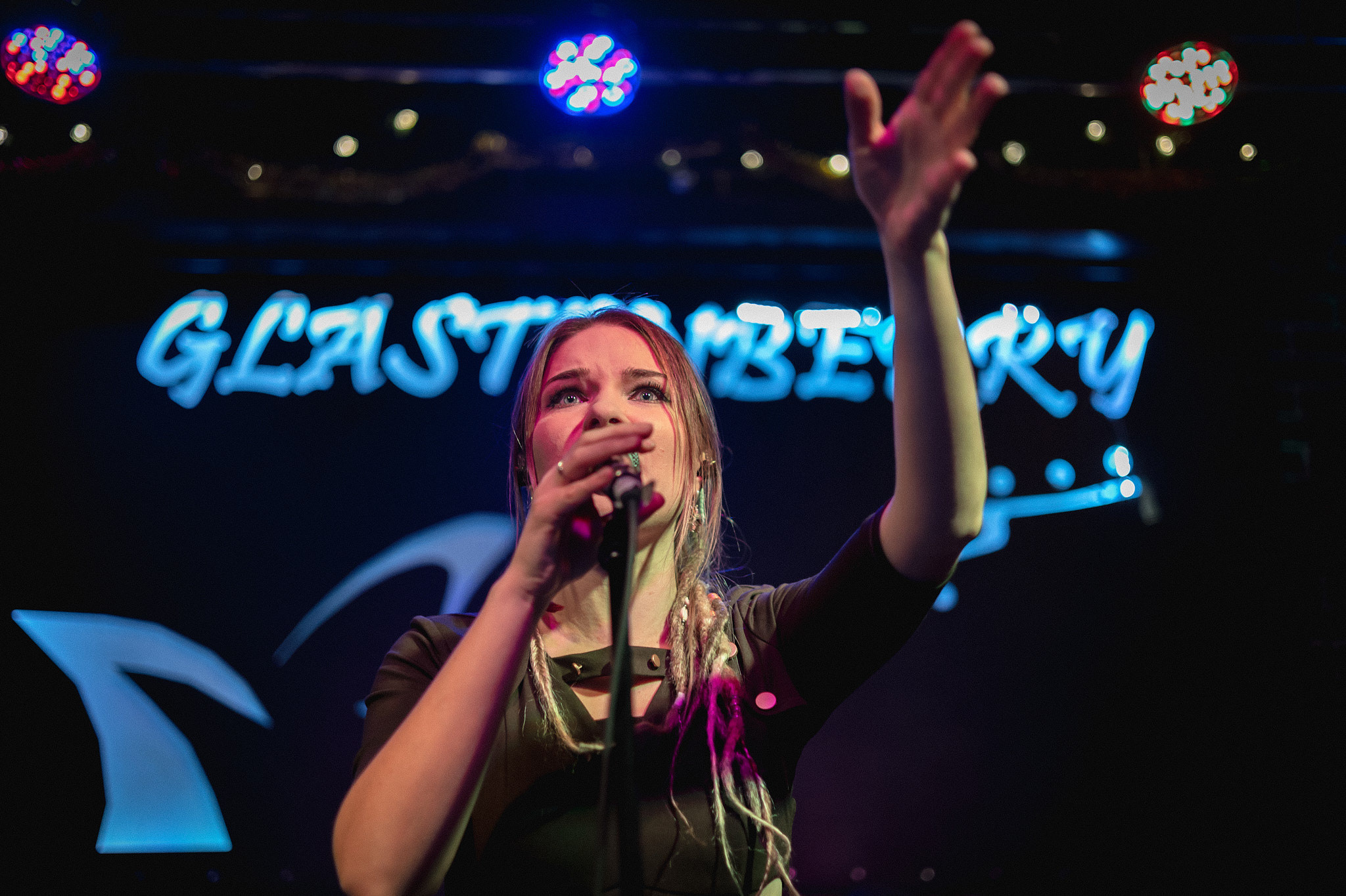 ОЛЯ И ДОМОВЫЕ. Фотограф Сонкина Татьяна