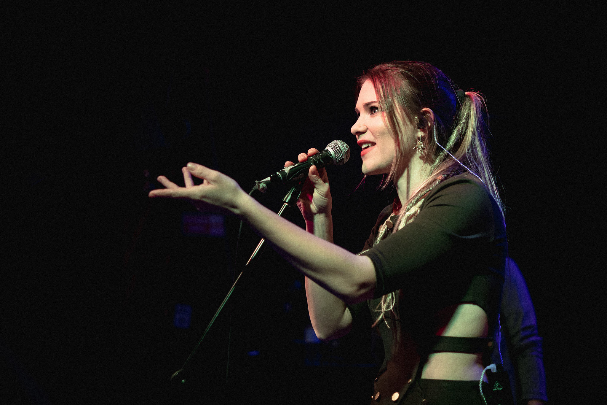 ОЛЯ И ДОМОВЫЕ. Фотограф Сонкина Татьяна