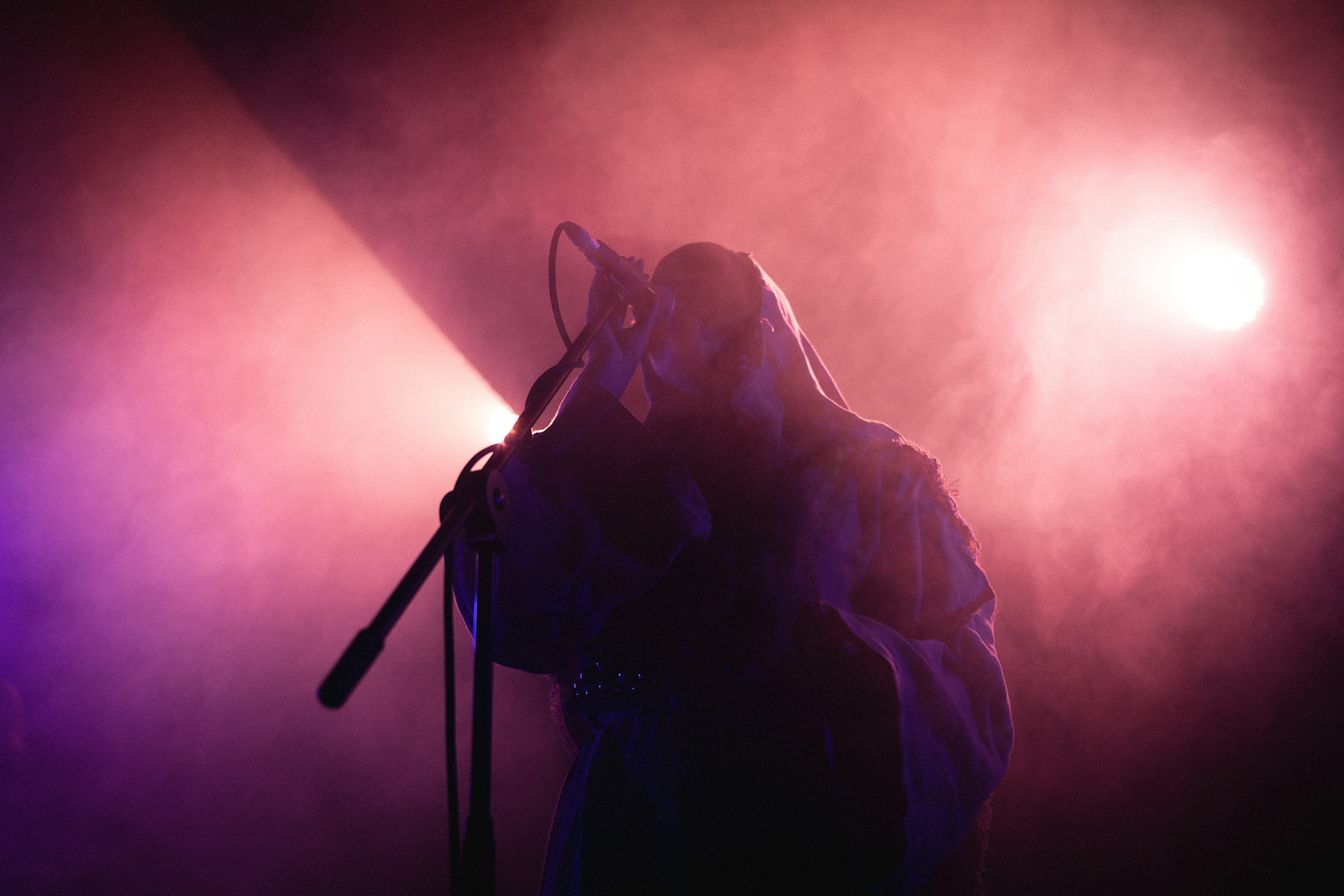 MOON FAR AWAY. Фотограф Сонкина Татьяна