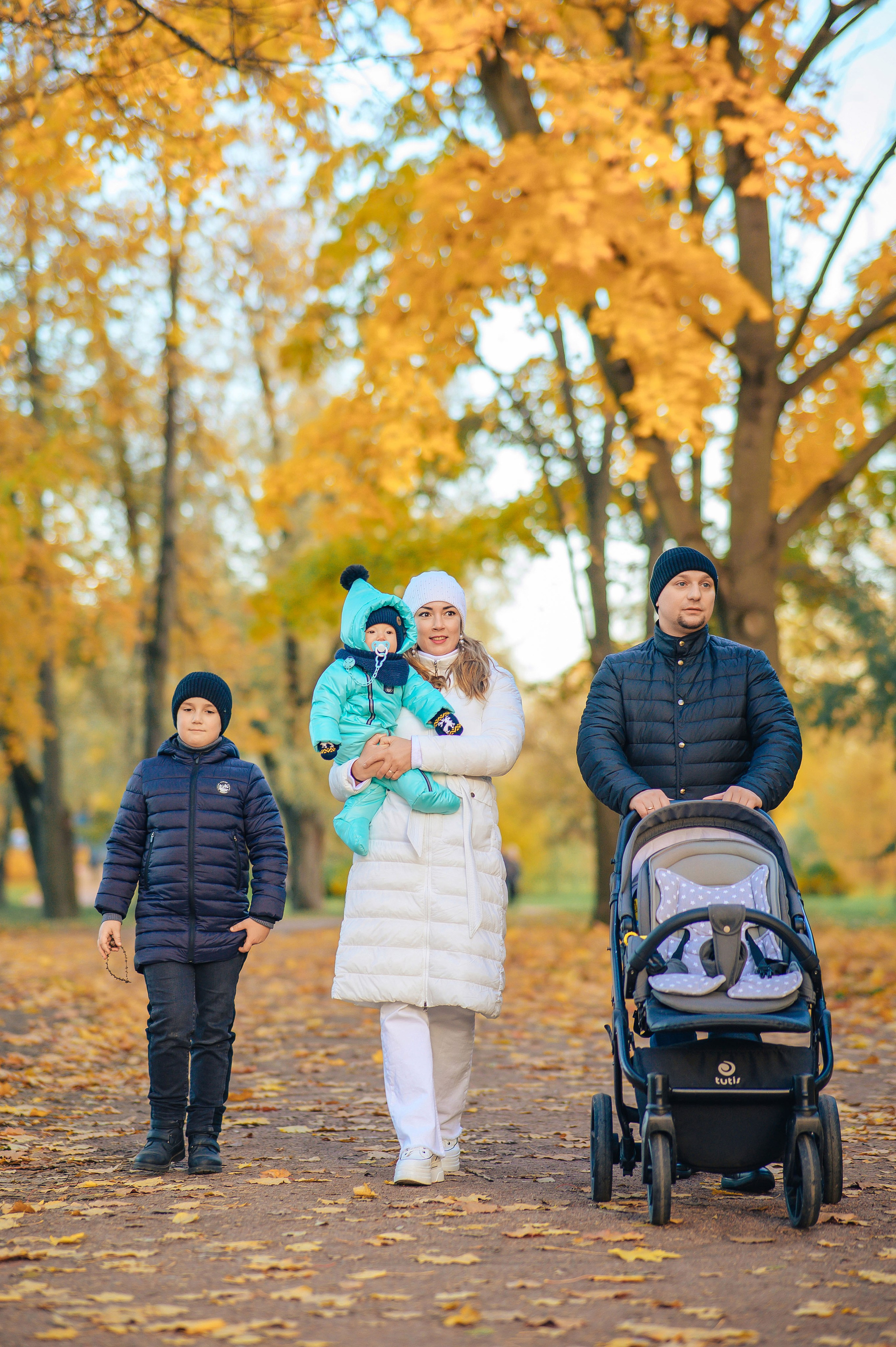 Осенняя съемка для семьи в Санкт-Петербурге. Семейный и свадебный фотограф в Санкт-Петербурге Гришин Юрий