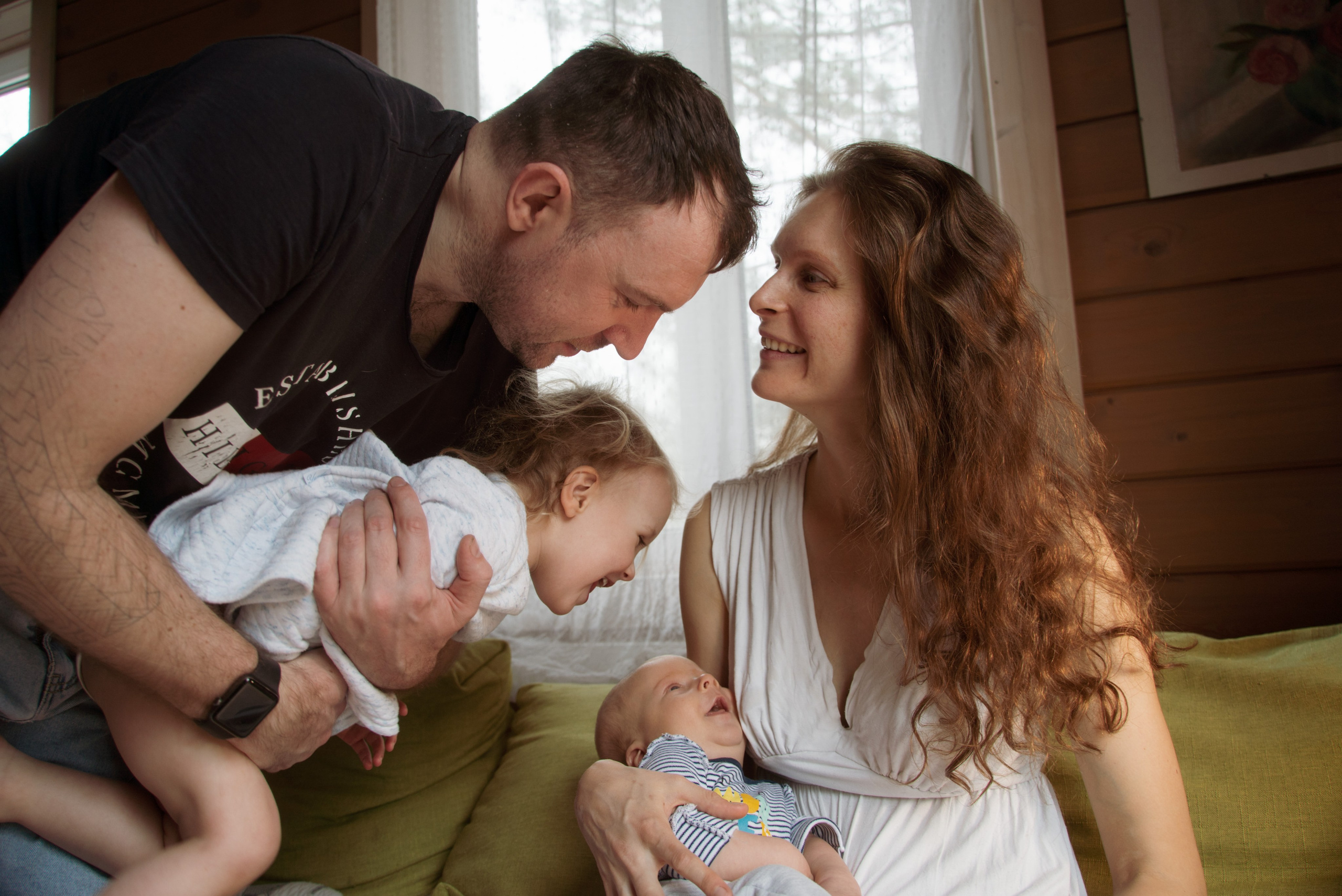 Домашняя фотосессия с двумя детьми. Видеограф Осинина Татьяна — видеосъемка в Москве