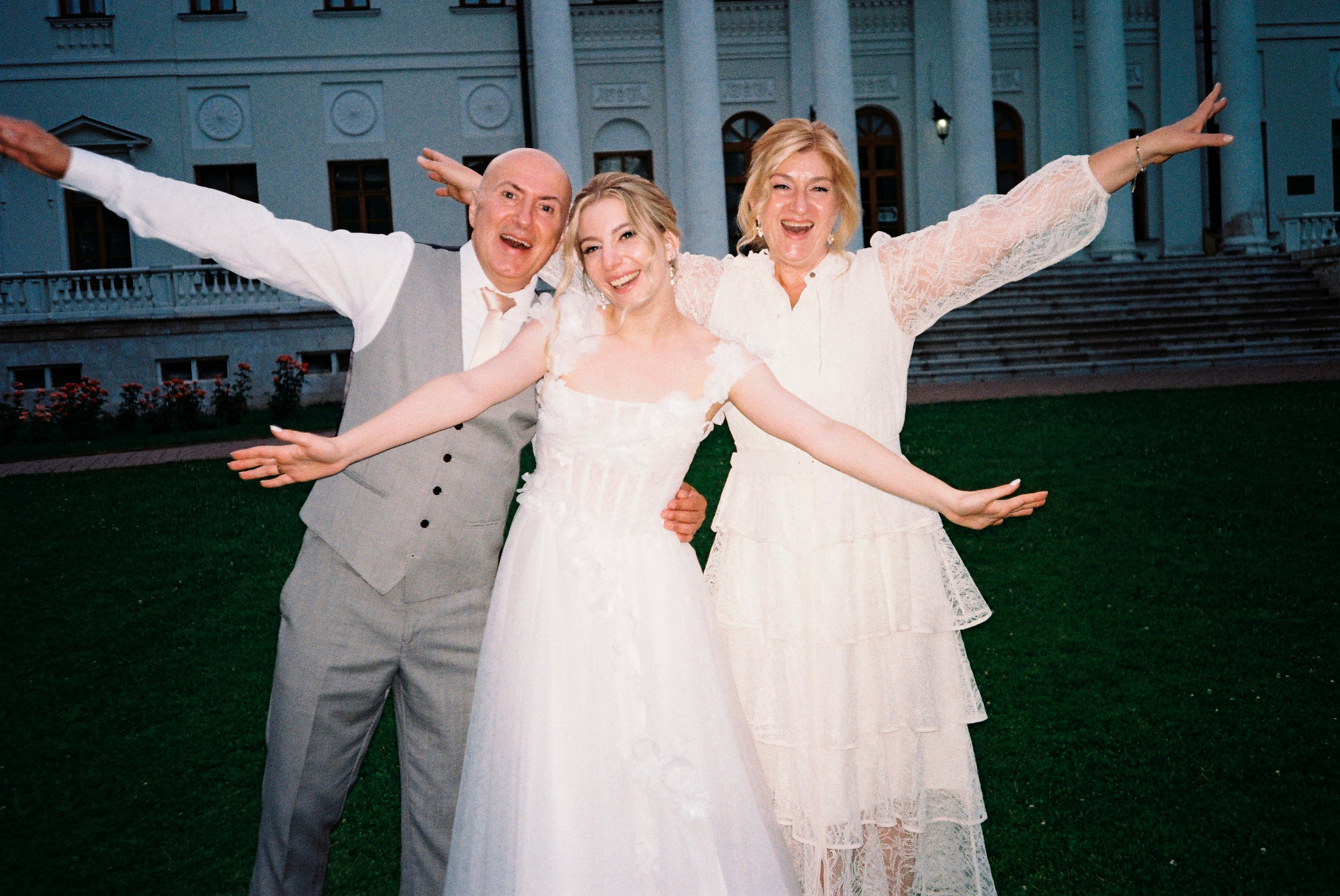 Пленка. Свадебный, репортажный и семейный фотограф в Москве Арина Зак