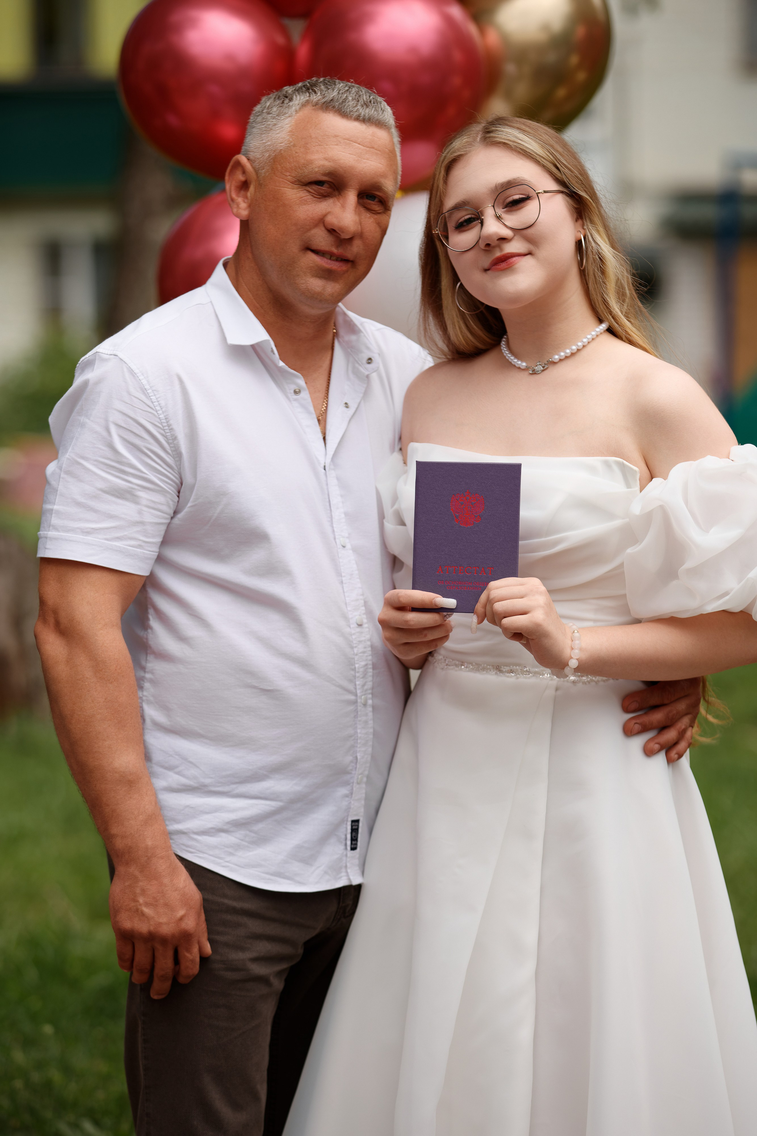 Вручение аттестатов Школа № 57. Семейный фотограф — Макс Белогрудов