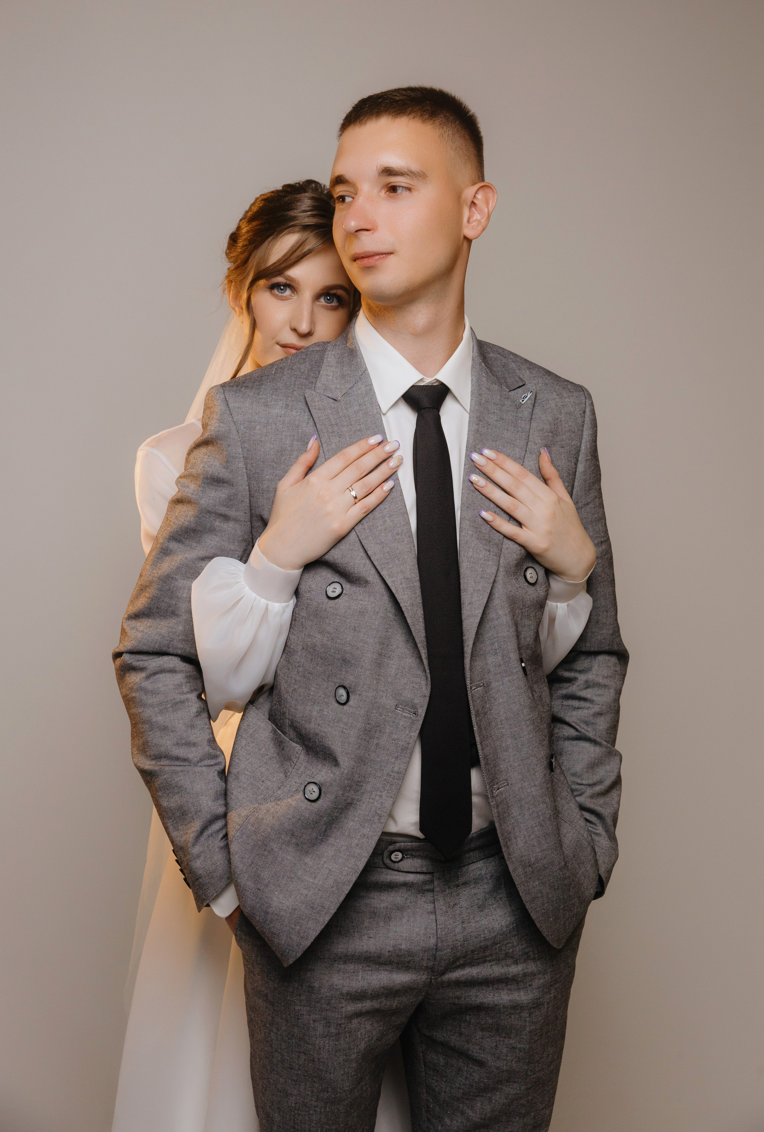 Максим и Карина. Фотограф Петров Александр Свадьбы, Съемка в студии, Выпускные альбомы г. Балашов