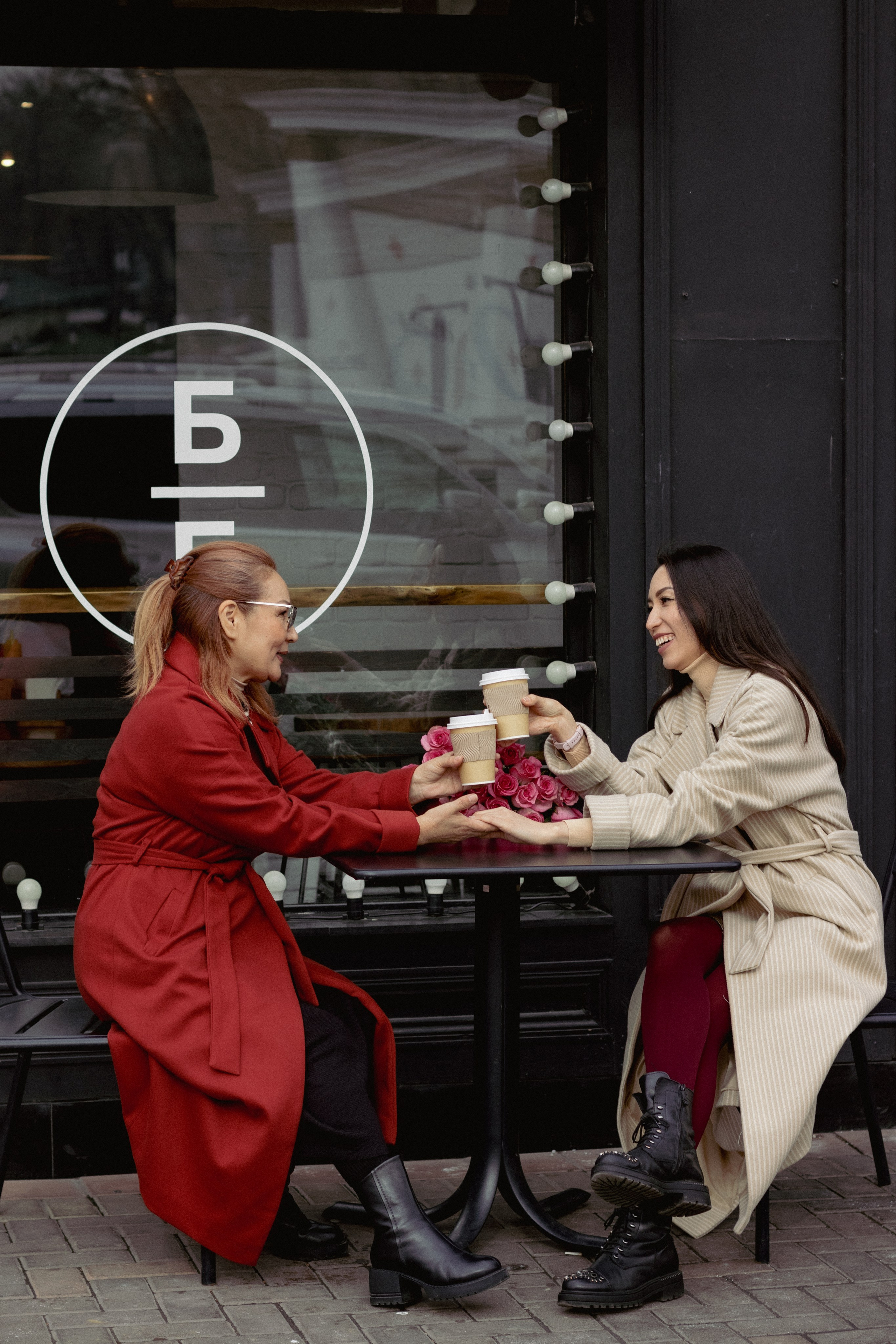 Фотопрогулка. Фотограф в Астане, индивидуальная, семейная, домашняя фотосессия