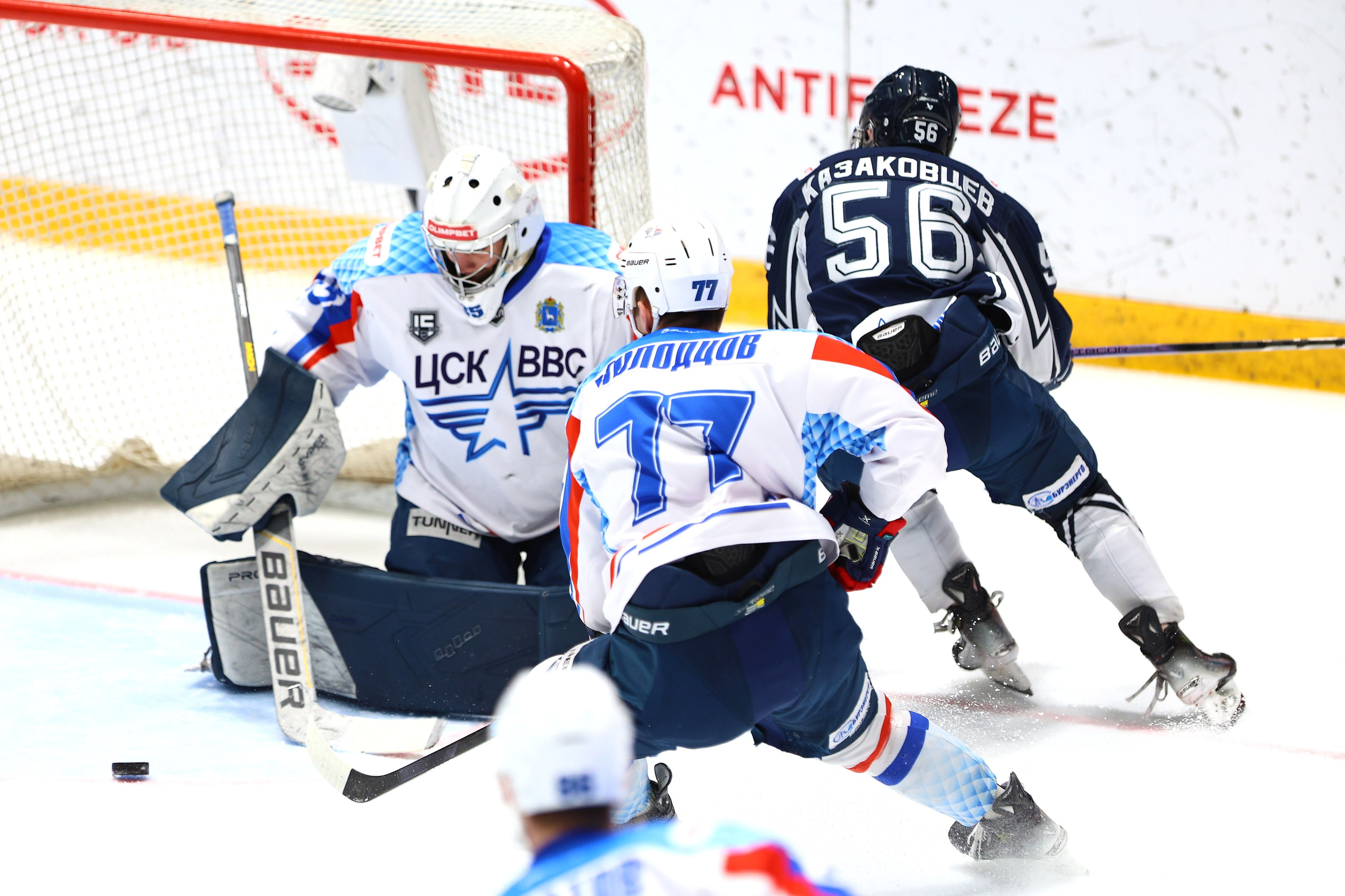 Хоккей. Фотограф Игорь Щукин