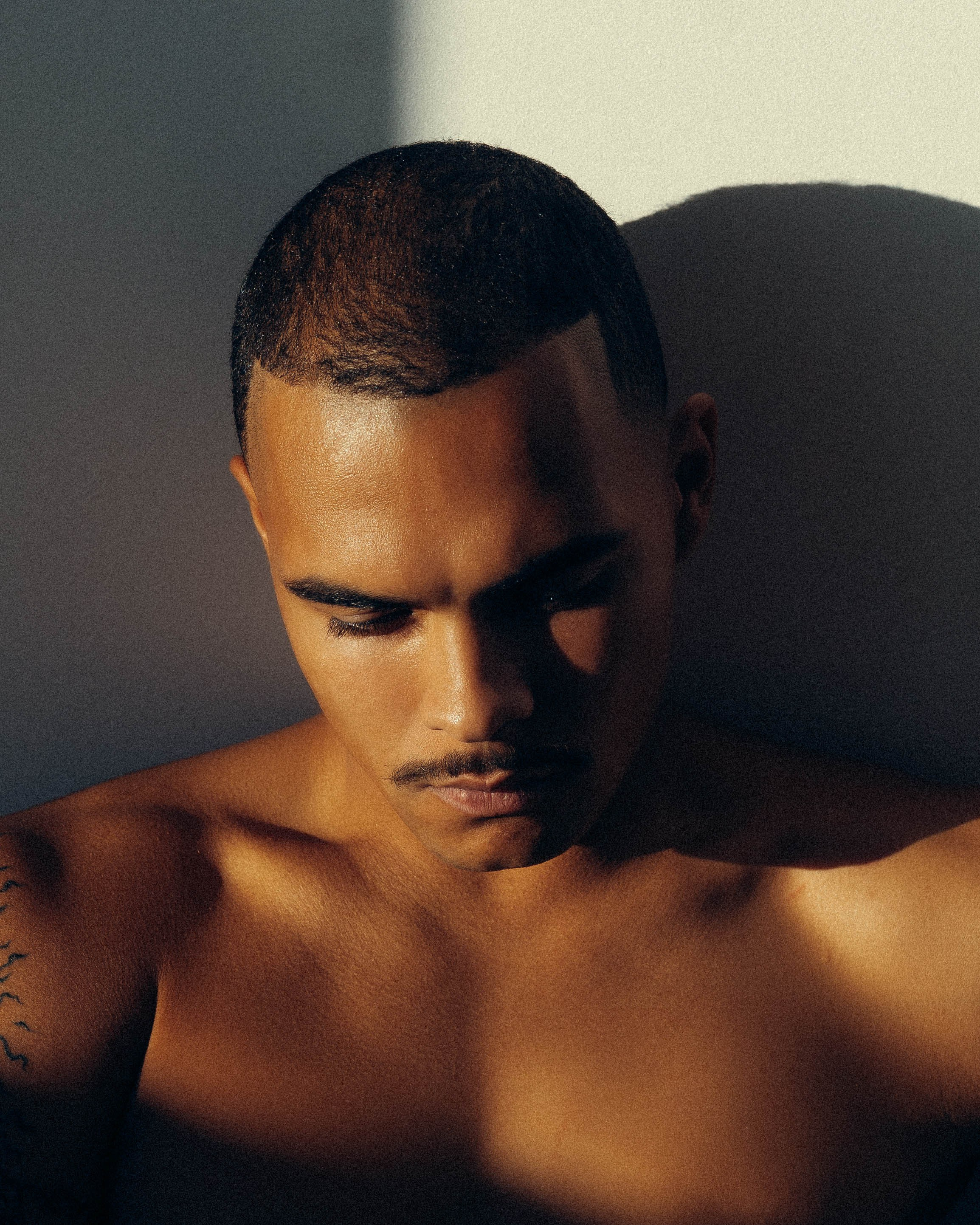 Male. Male photographer