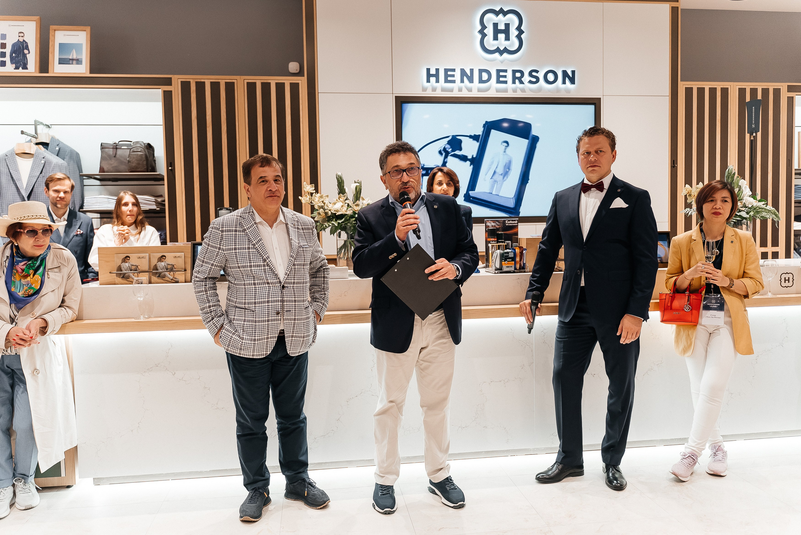 Henderson. Павел Краснов — Свадебный и репортажный фотограф в Москве