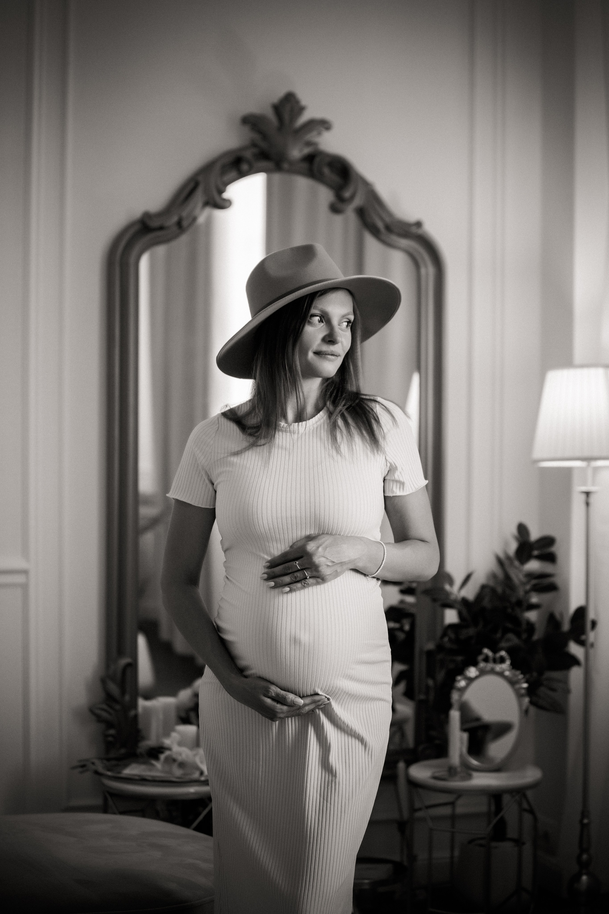 Фотосессия беременности в студии. X-Place студия в Москве. Свадебный и семейный фотограф в Москве и Подмосковье Лариса Козлова