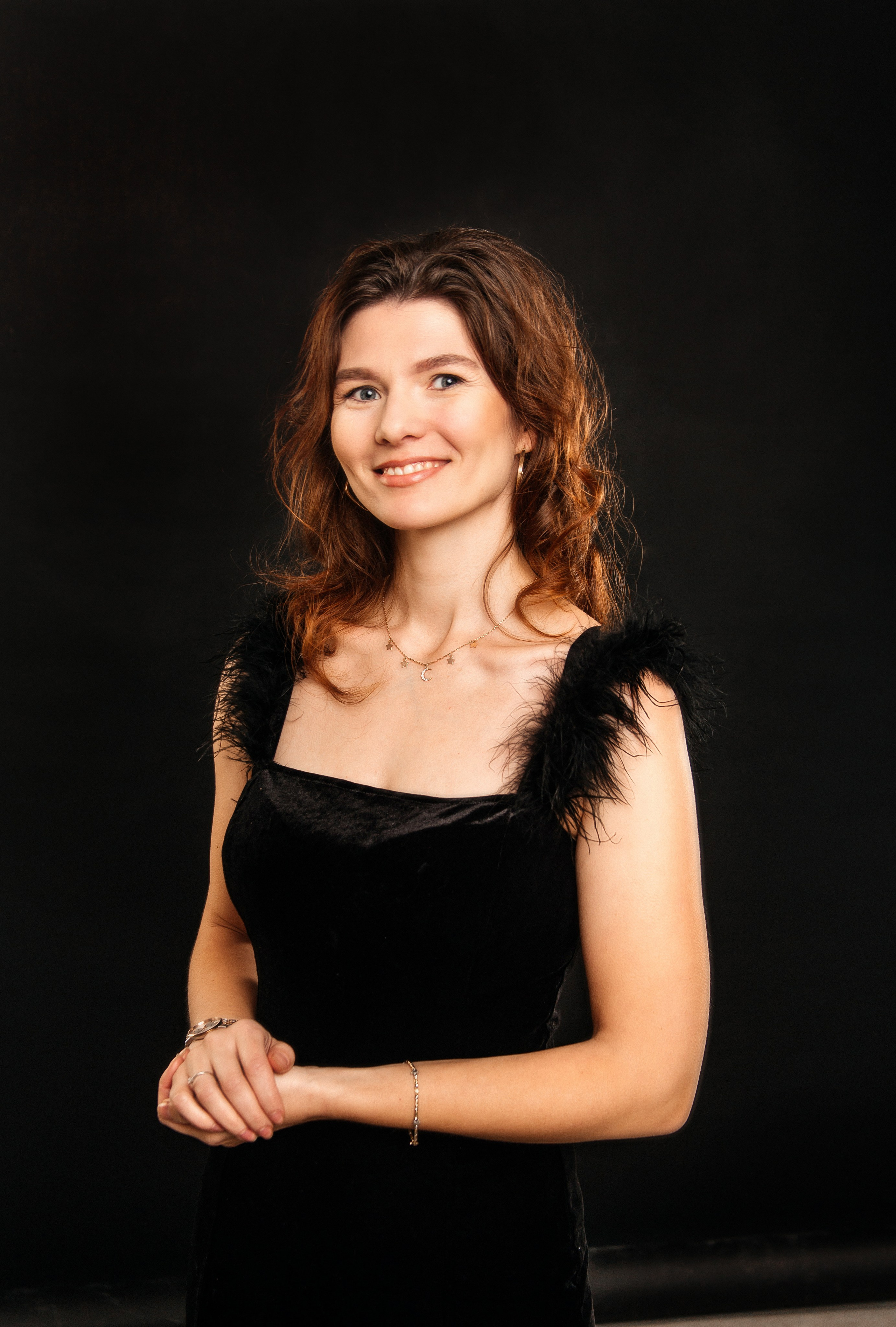 Портретная съемка на сайт астролога. Коммерческий фотограф в Москве, Наталия Горячева