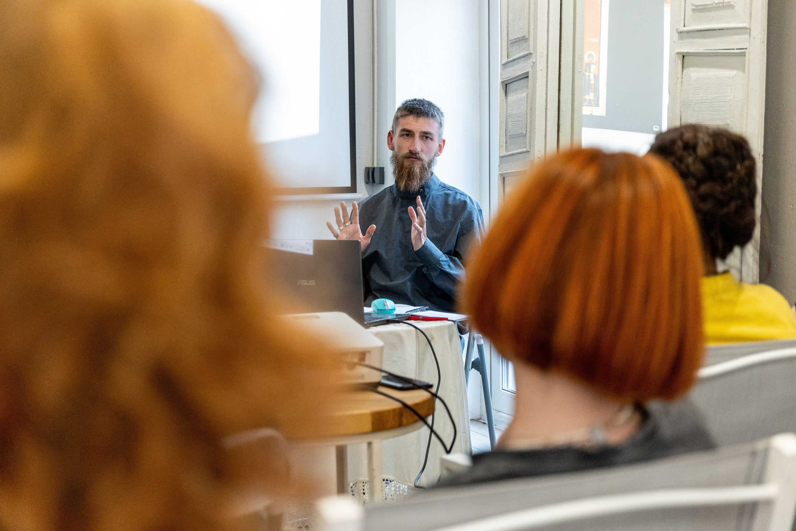 Мастер иконописец. Фотограф Нижний Новгород