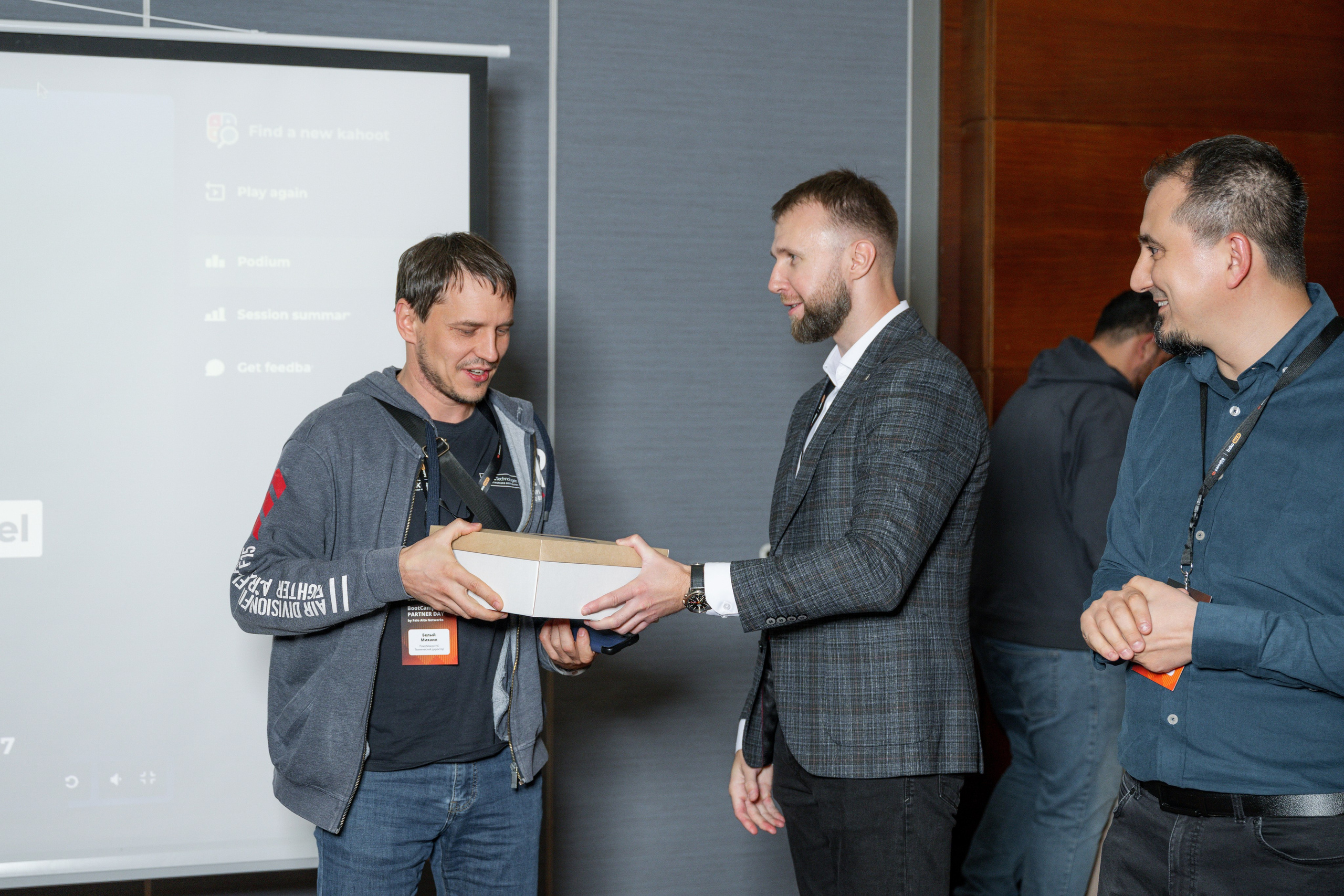 BakoTech&PaloAlto. Фотограф в Алматы — Алексей Коньков | Репортаж, свадьбы, портреты