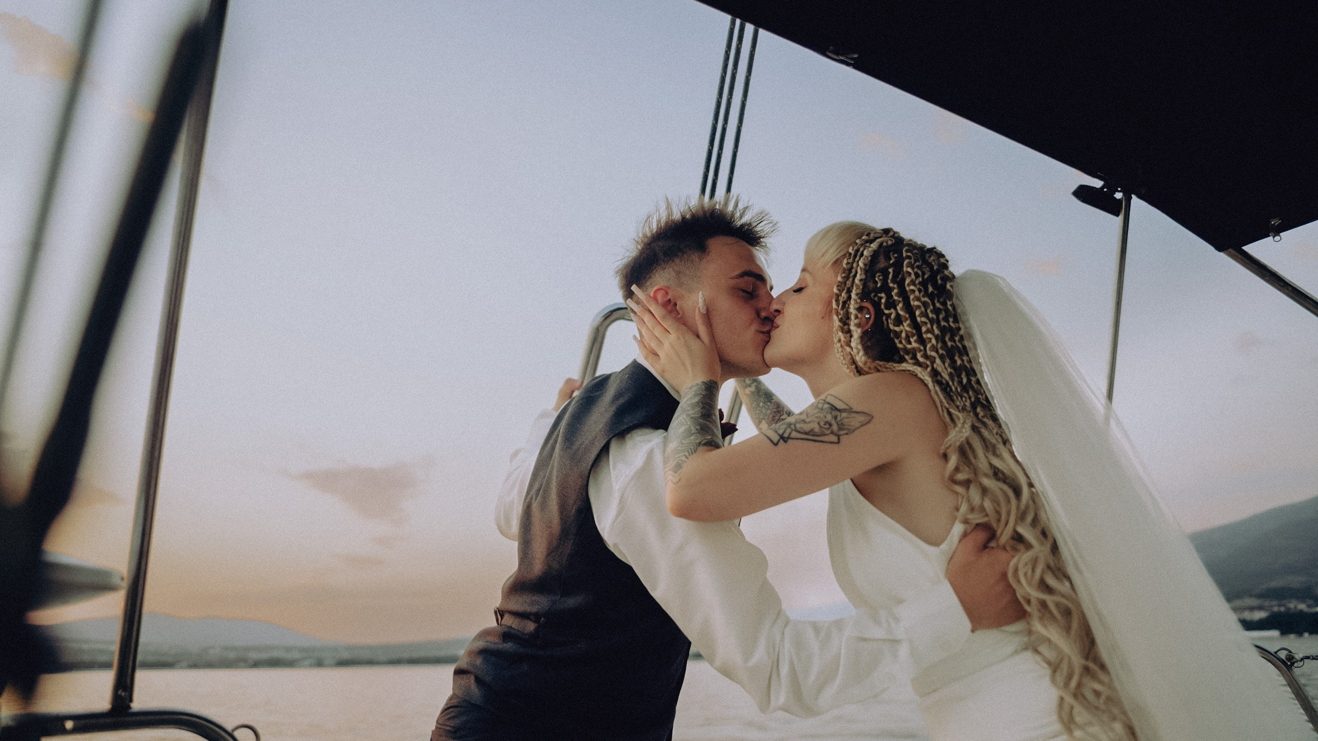 На яхте Геленджик. Фотограф и Видеограф Анапа, Новороссийск, Краснодар. Алина и Женя