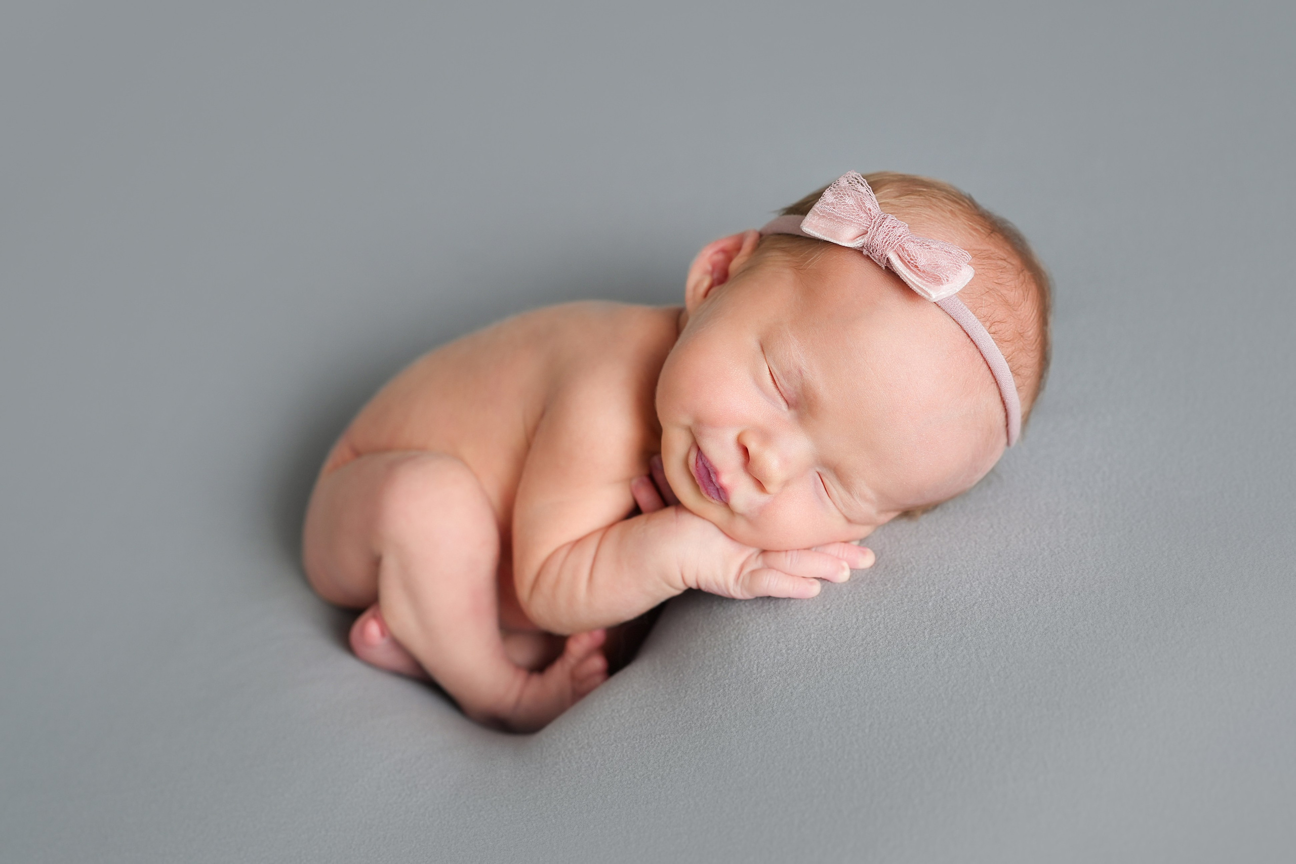Newborn. Фотограф новорожденных и детский фотограф в Екатеринбурге Ксени