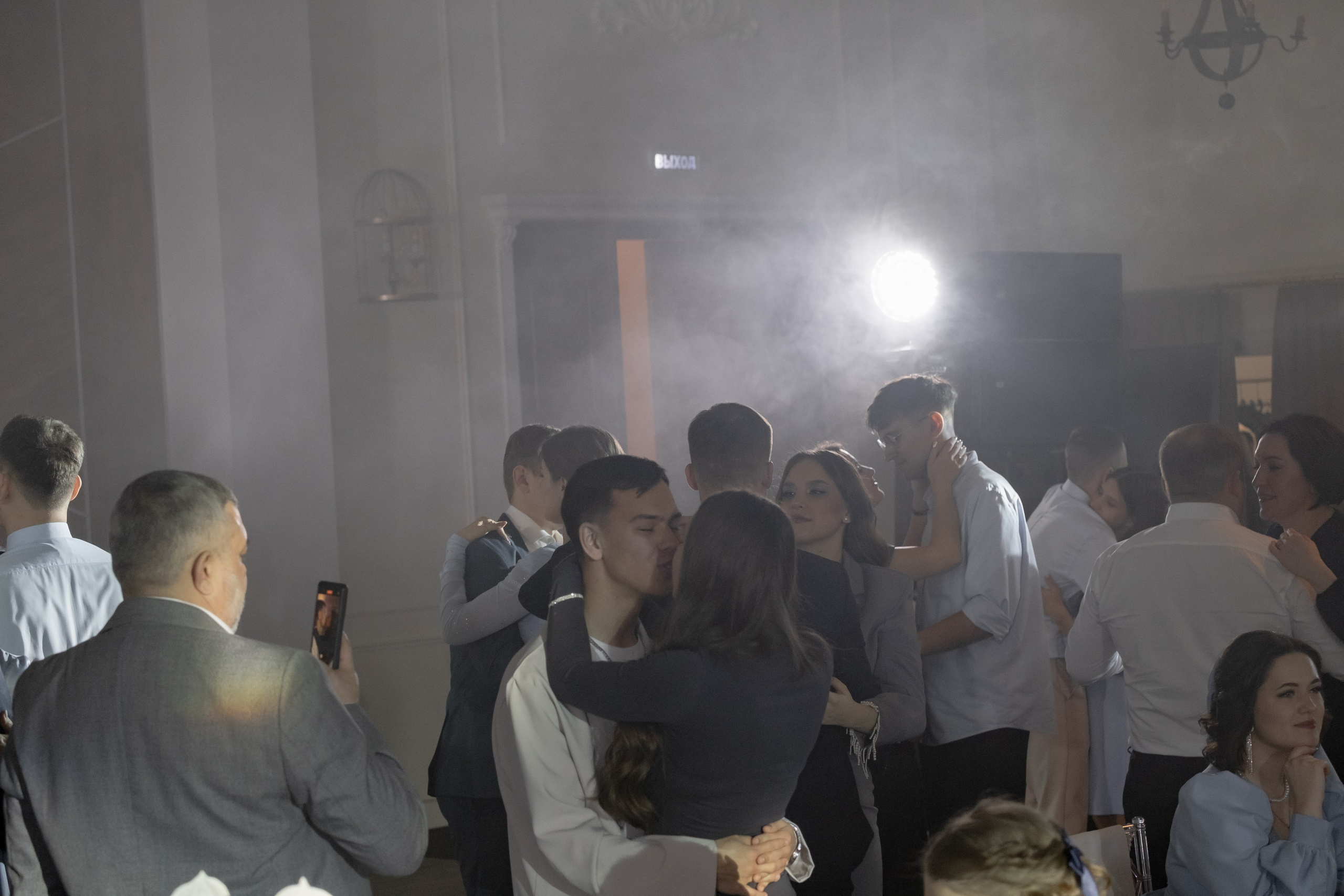 СВАДЕБНЫЙ БАНКЕТ (СНЯТО В СИБИРЕ В НИЖНЕВАРТОВСКЕ). Профессиональный фотограф, Санкт-Петербург — Виктория Богомолова